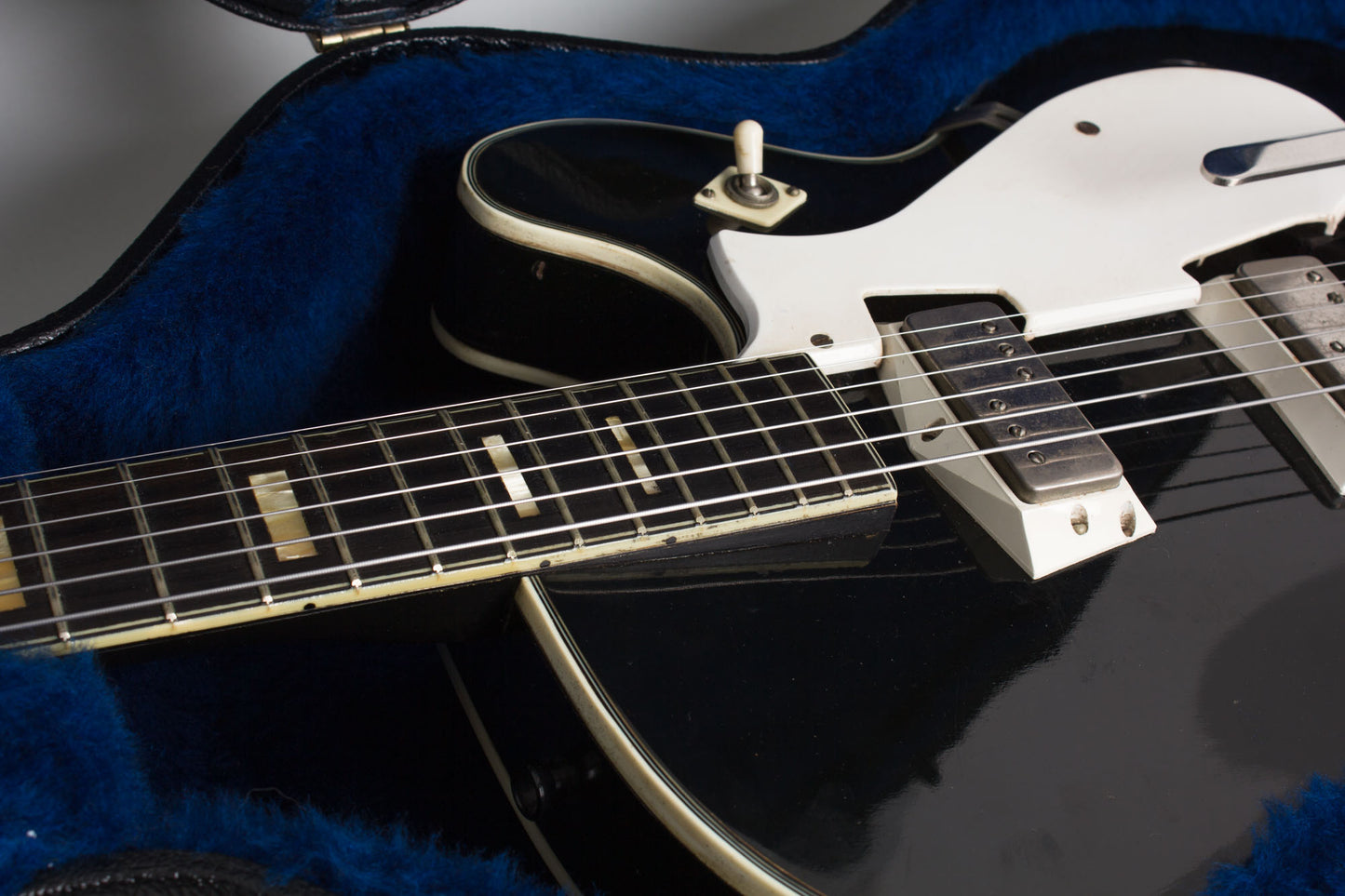 Harmony Silvertone Model 1446L Thinline Hollow Body Electric Guitar (1962)