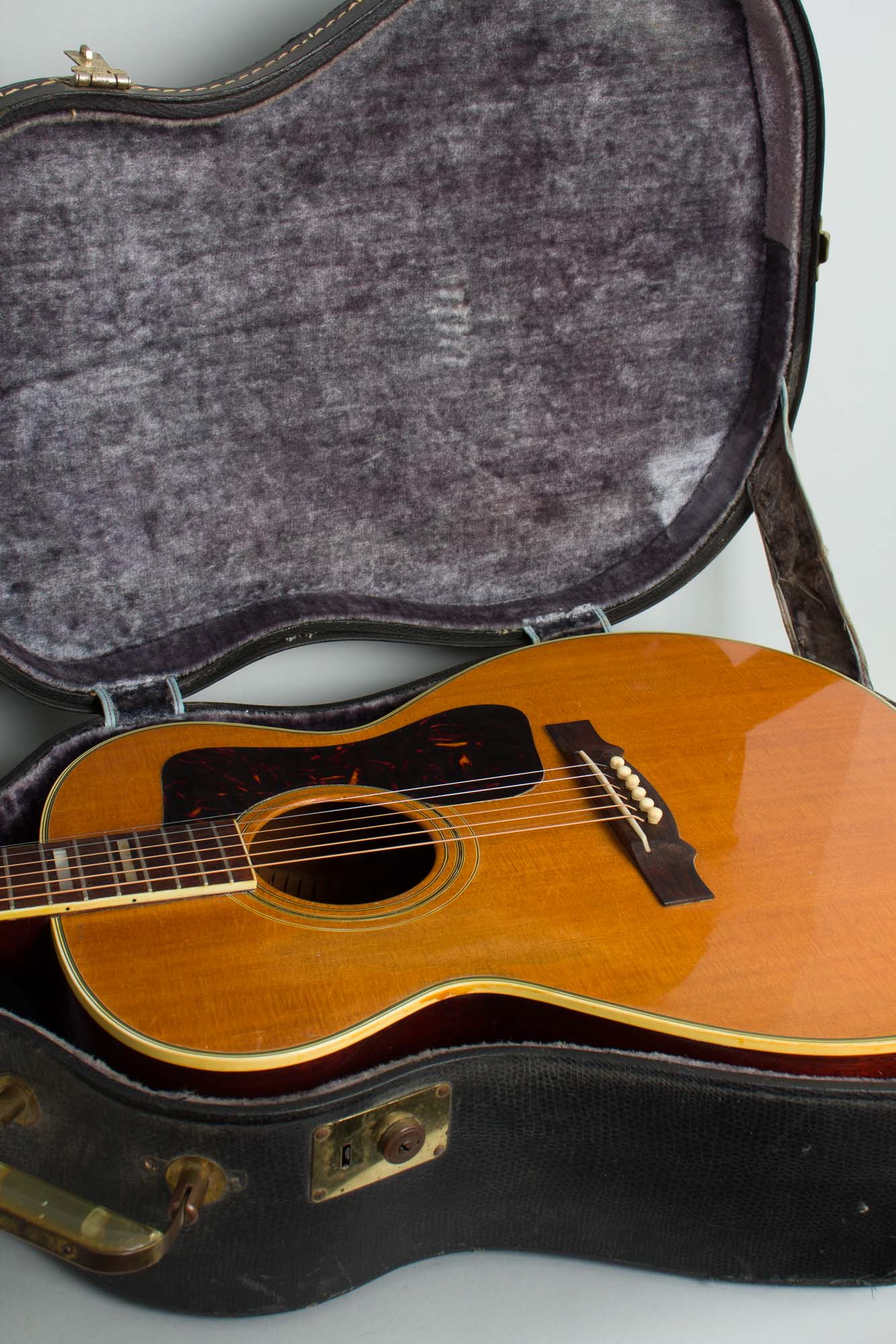 Guild F-47 Flat Top Acoustic Guitar (1967)