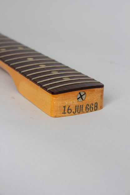 Fender Duo-Sonic II Solid Body Electric Guitar (1966)