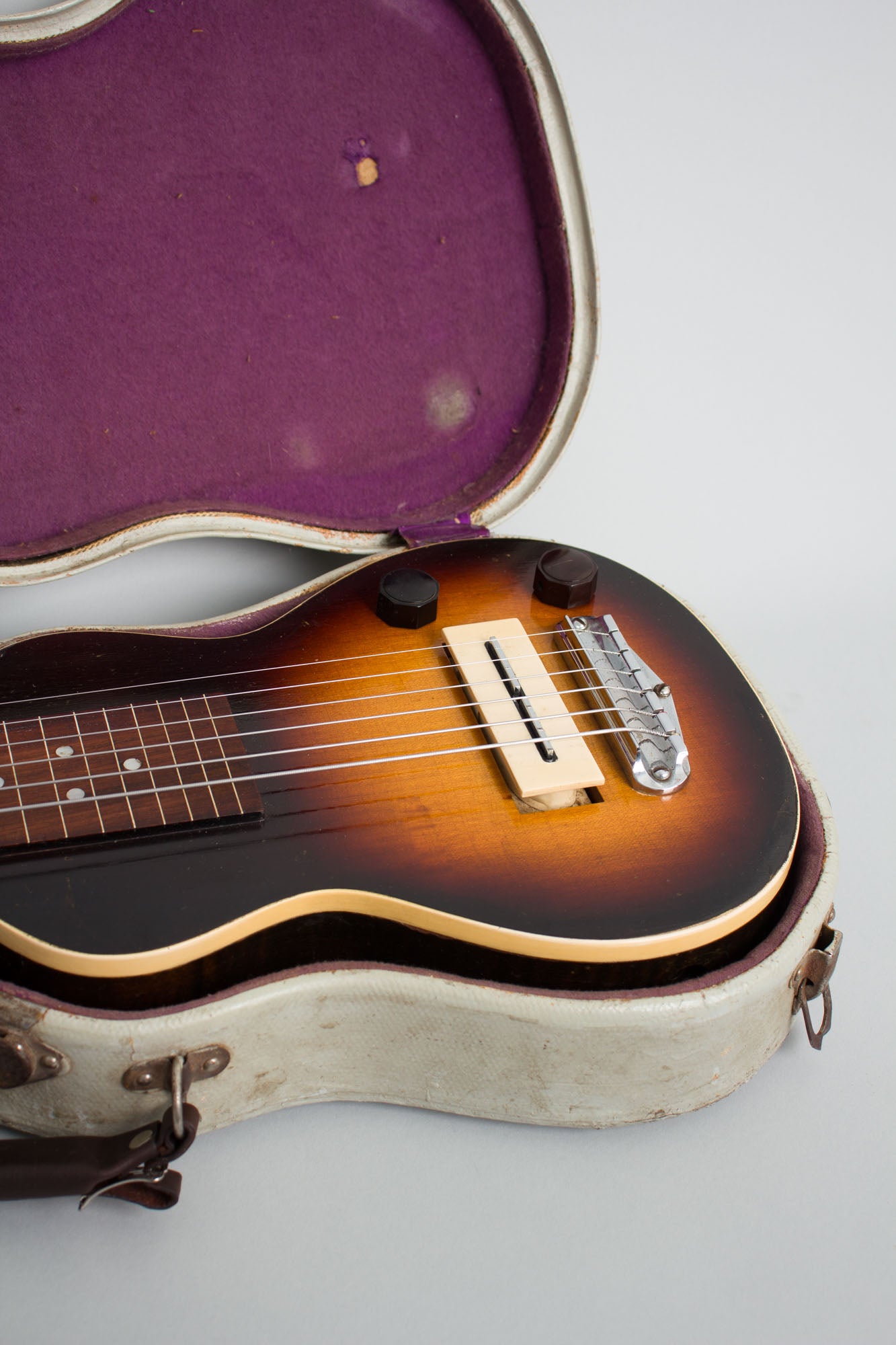 Gibson EH-100 Lap Steel Electric Guitar (1938)