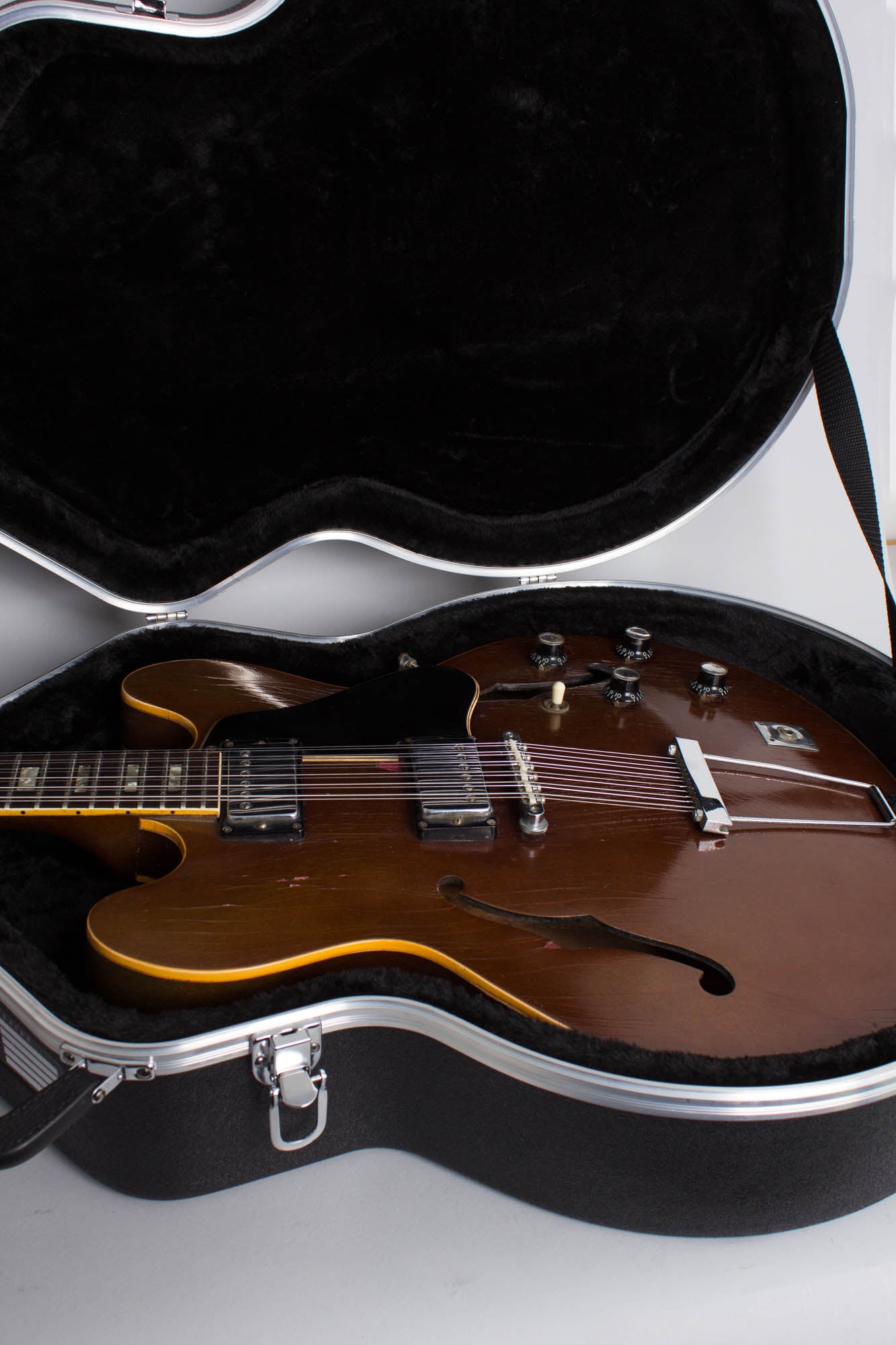 Gibson ES-335-12 TD 12 String Semi-Hollow Body Electric Guitar (1967)