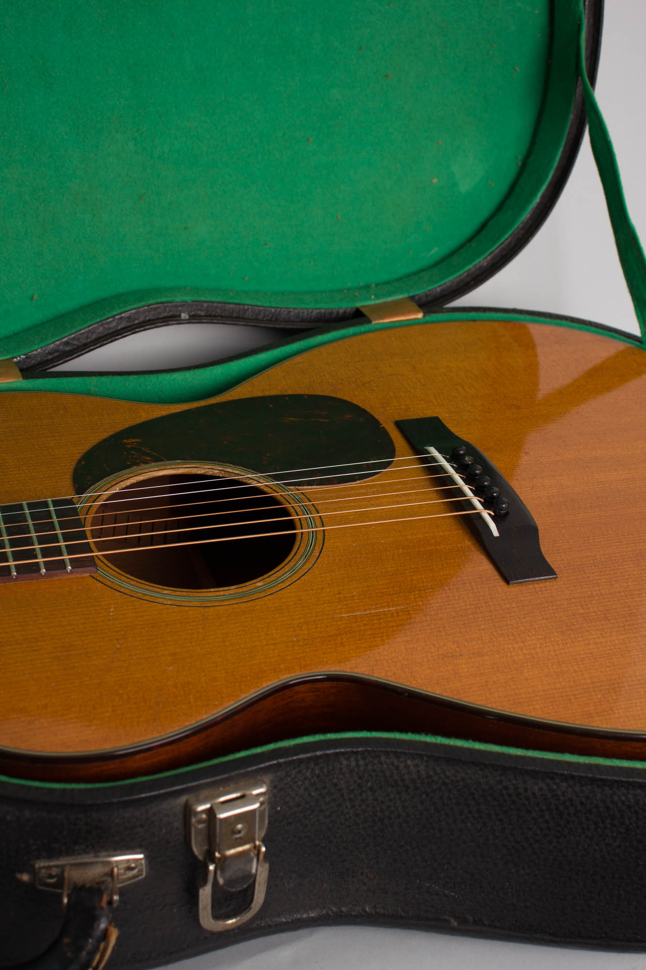 C. F. Martin 000-18 Flat Top Acoustic Guitar (1954)