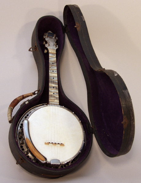 Paramount Banner Blue Banjo Ukulele (1926)