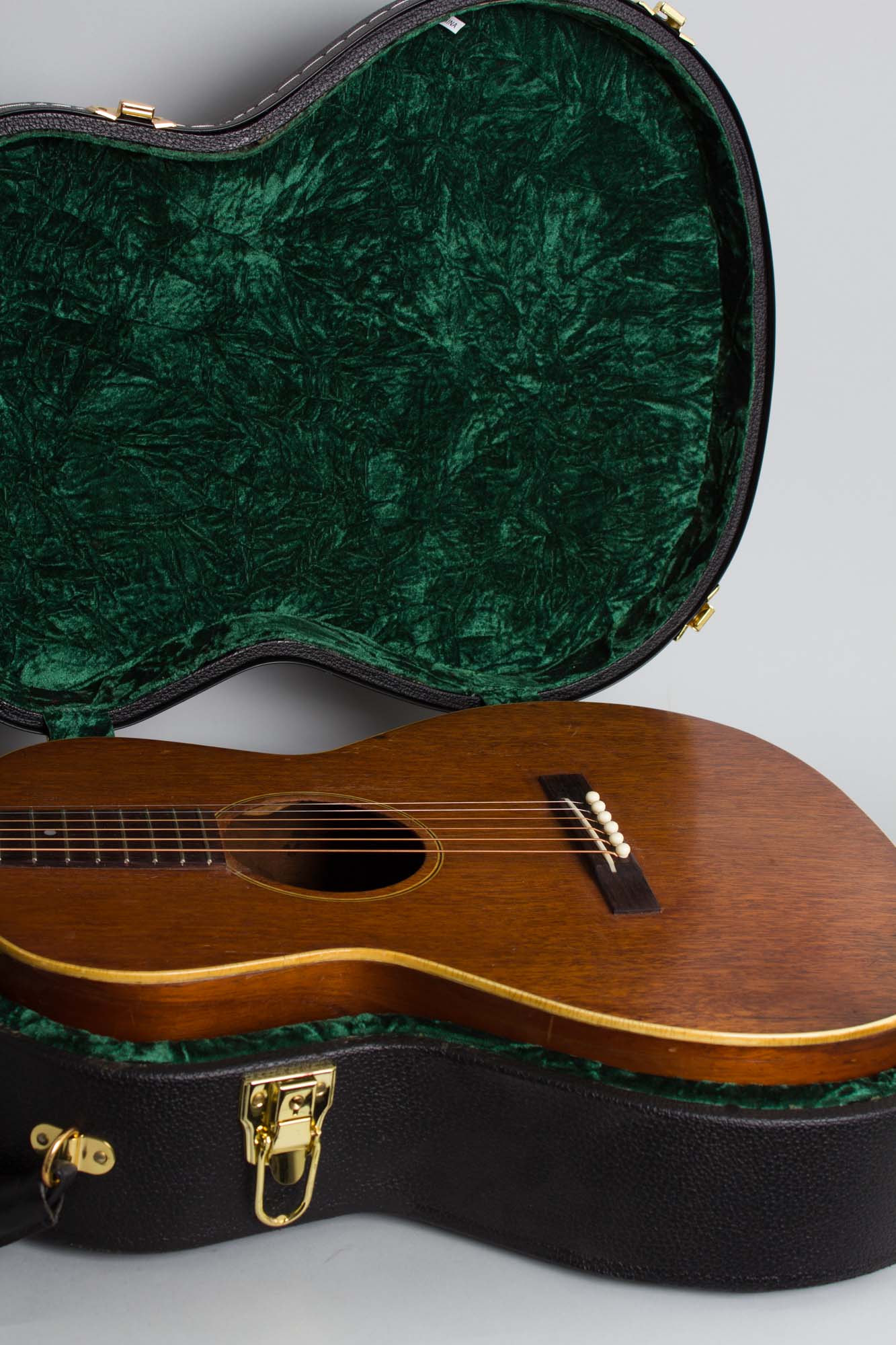 Gibson L-0 Flat Top Acoustic Guitar (1932)