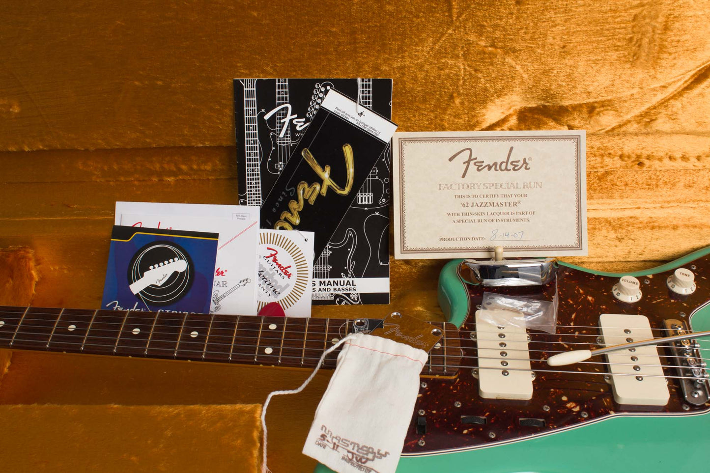Fender Jazzmaster '62 Factory Special Run Solid Body Electric Guitar (2007)