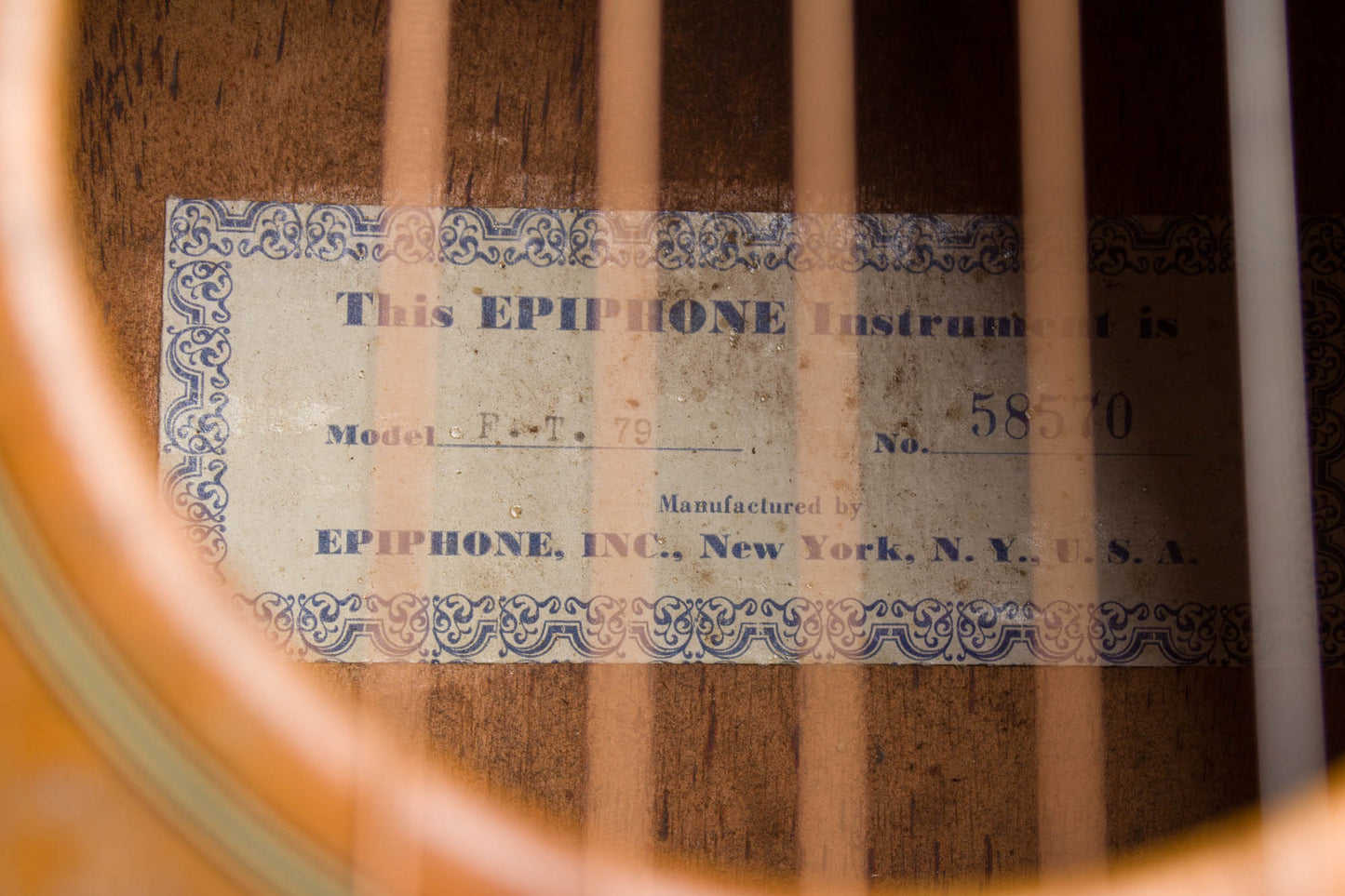 Epiphone FT-79 Flat Top Acoustic Guitar (1949)