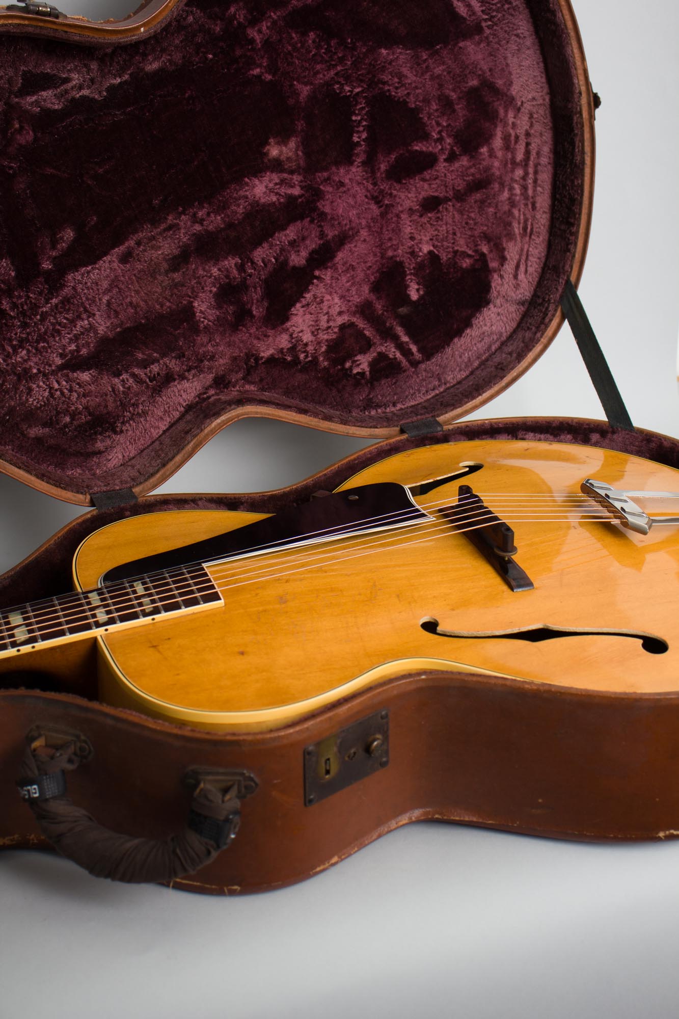 Gibson L-4N Arch Top Acoustic Guitar (1951)