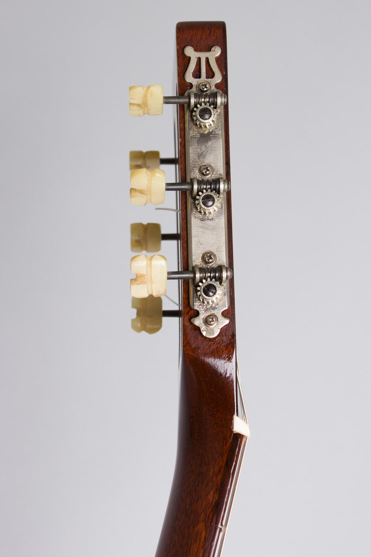 C. F. Martin 00-18G Classical Guitar (1960)