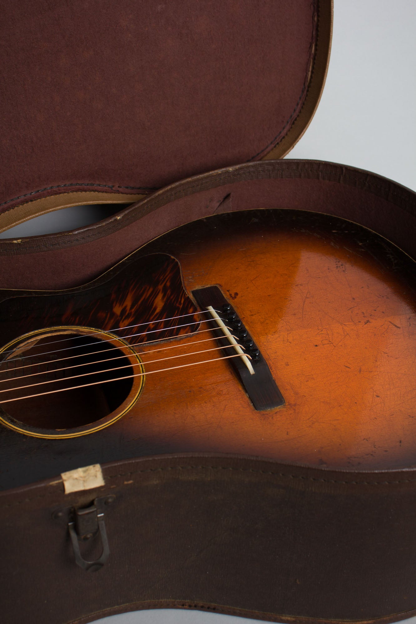 Gibson L-00 Flat Top Acoustic Guitar (1937)