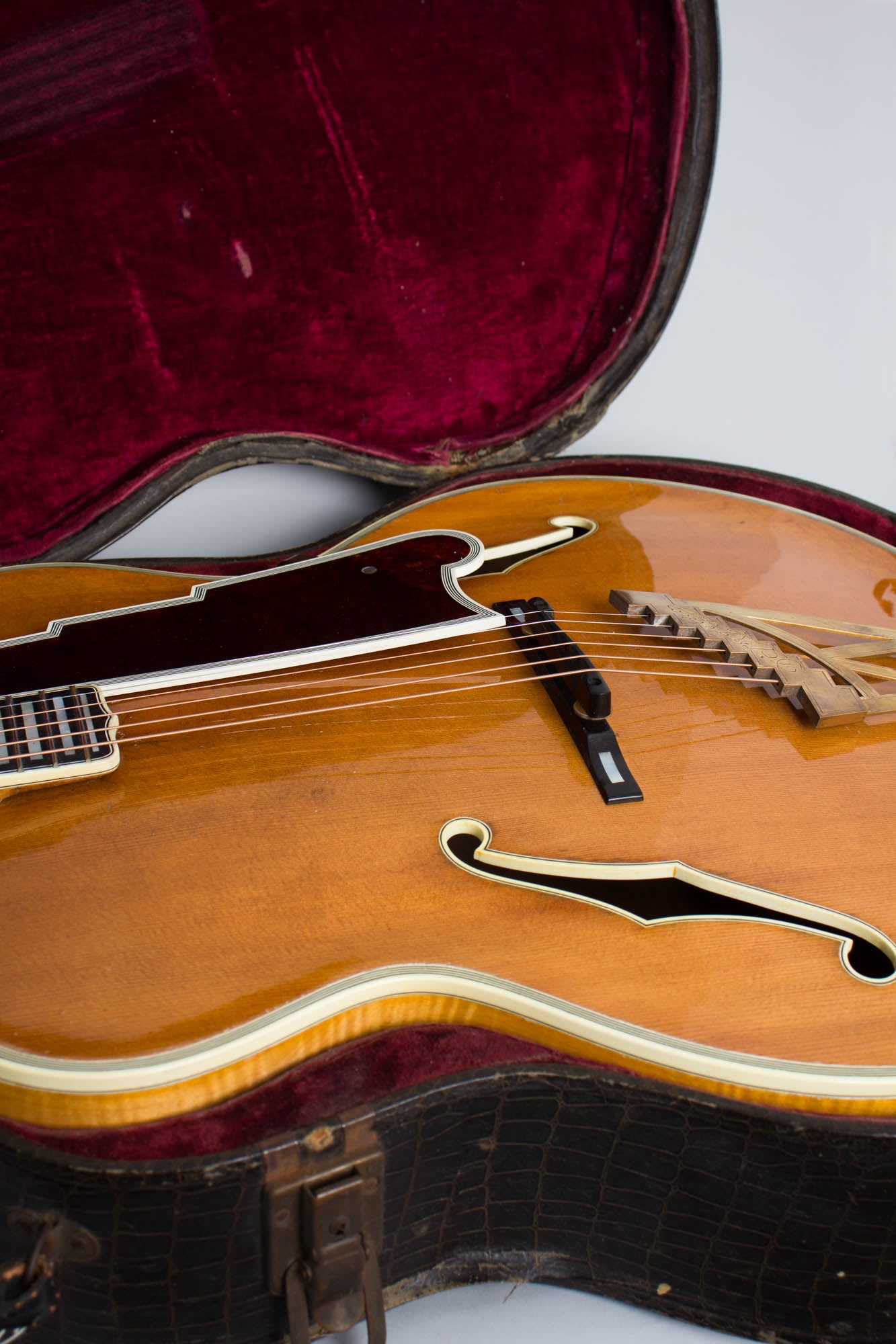 D'Angelico New Yorker Arch Top Acoustic Guitar (1946)