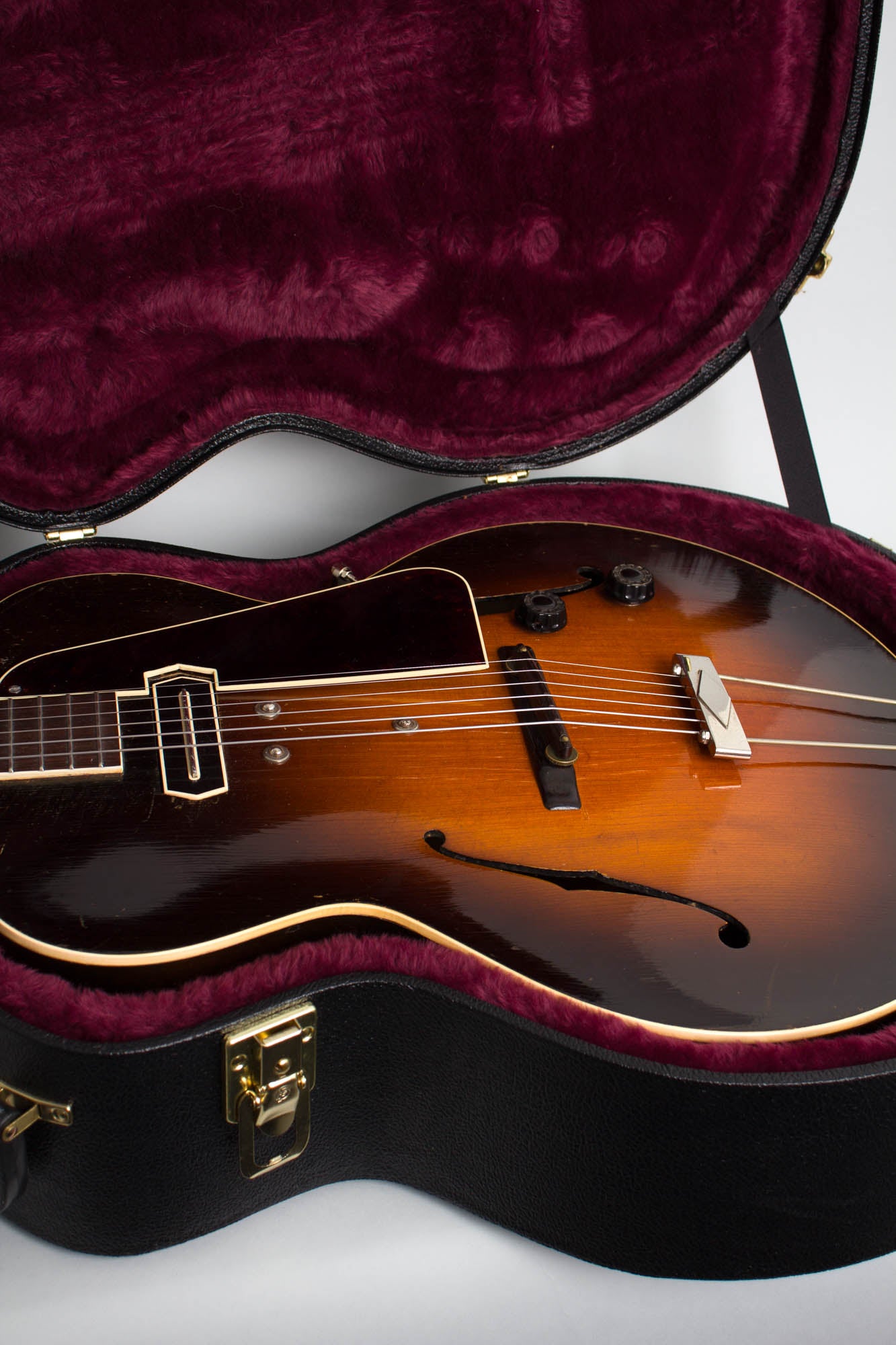 Gibson ES-150 Arch Top Hollow Body Electric Guitar (1937)