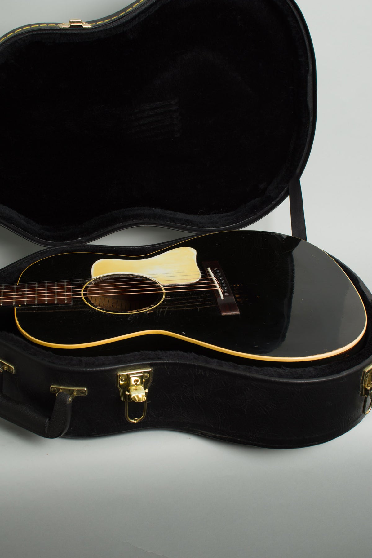 Gibson L-0 Flat Top Acoustic Guitar (1941)