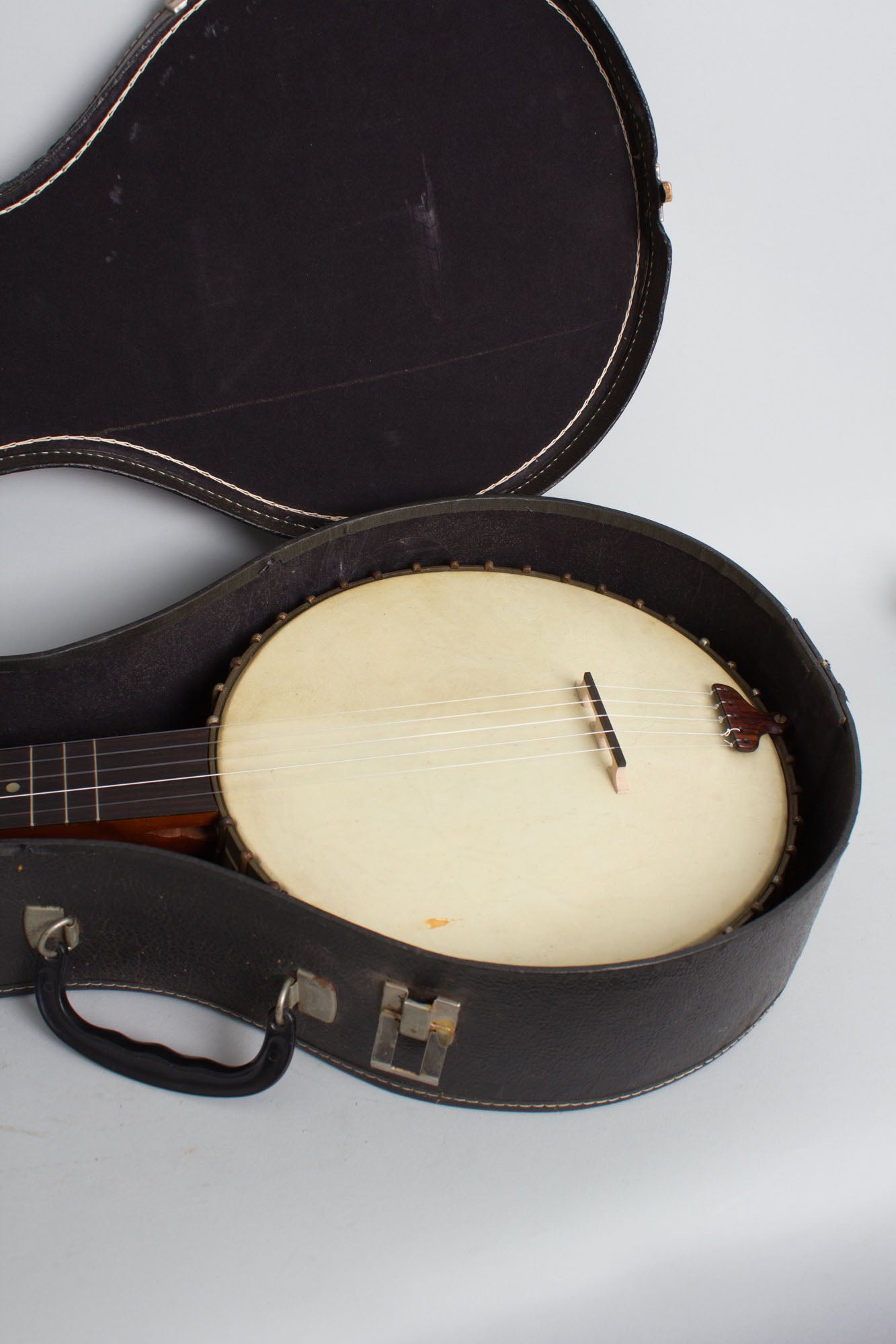 unlabelled 5 String Banjo (1890)