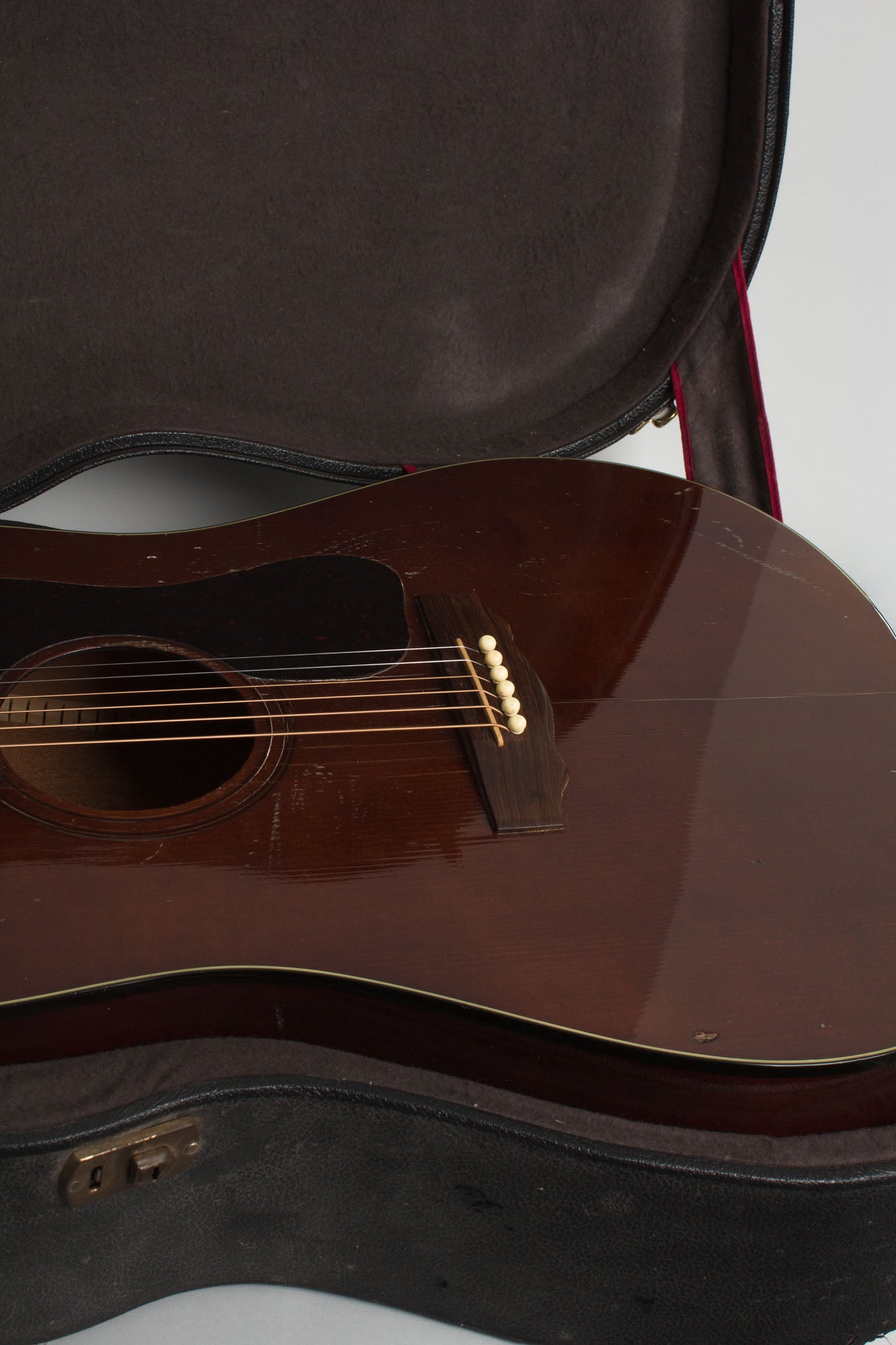 Guild D-25 Flat Top Acoustic Guitar (1983)