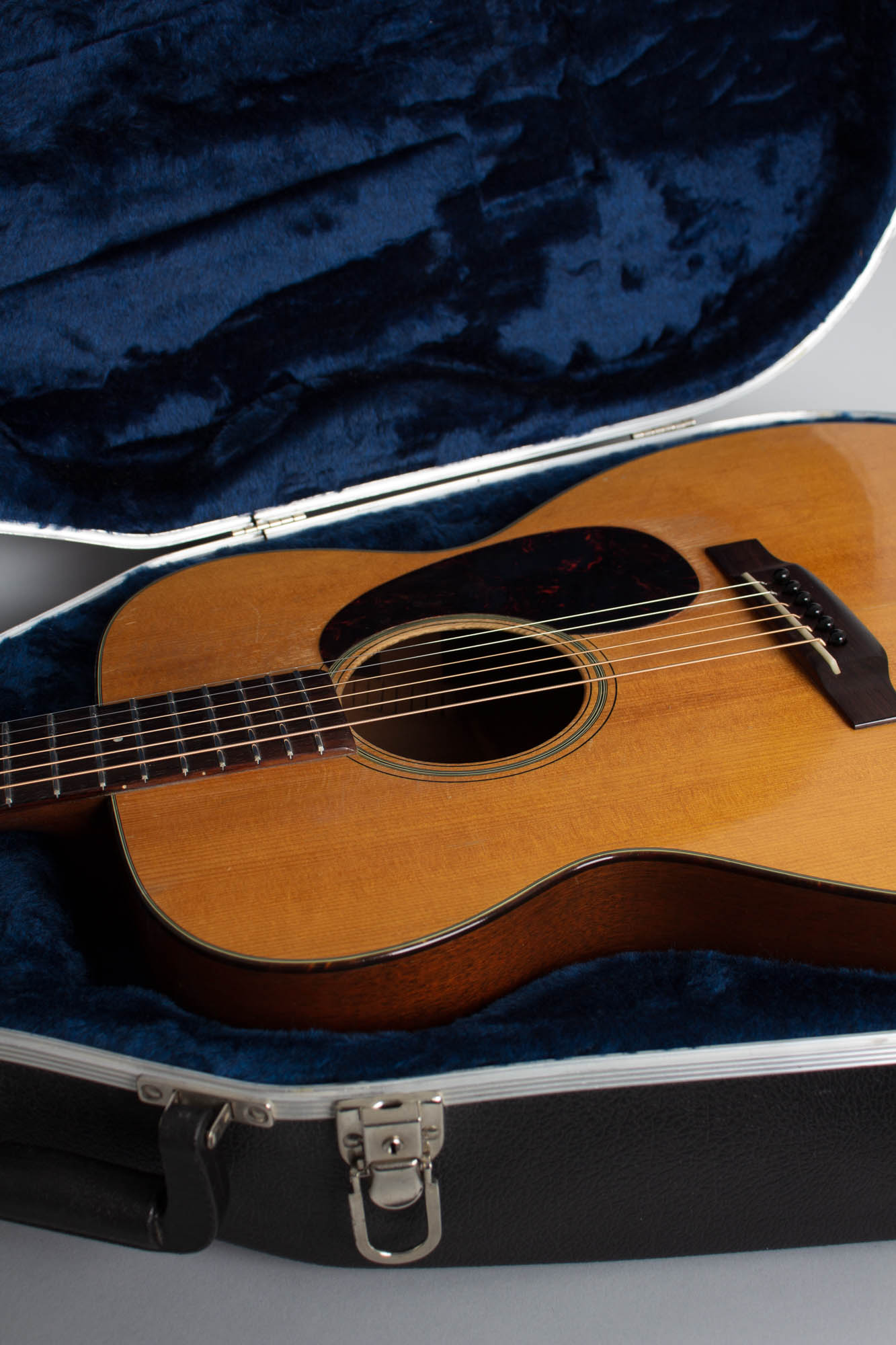 C. F. Martin 000-18 Flat Top Acoustic Guitar (1941)