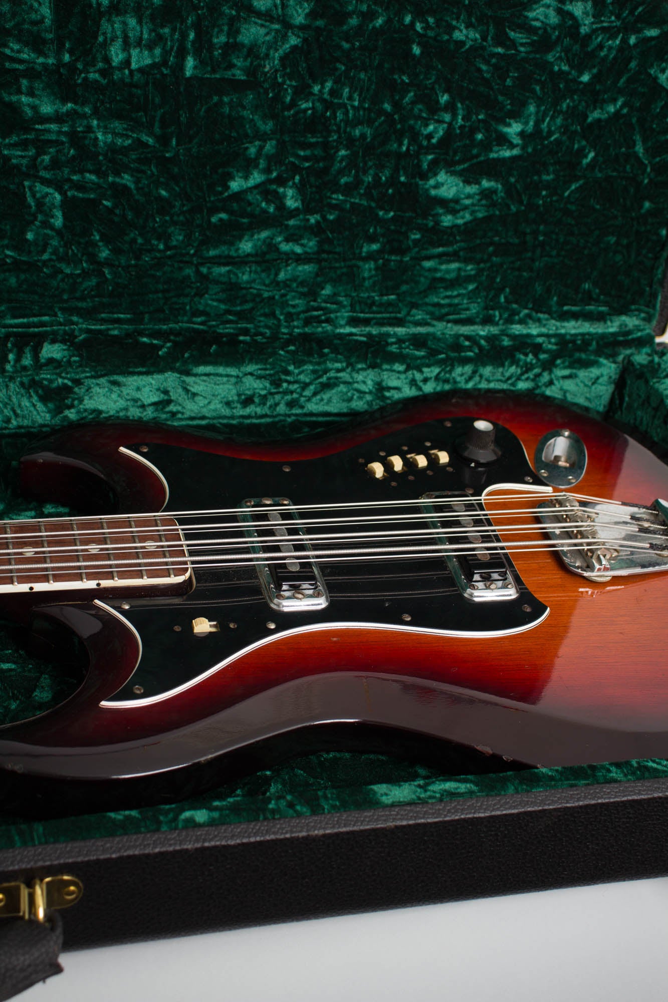 Hagstrom H-8 8-String Bass Solid Body Electric Bass Guitar (1968)