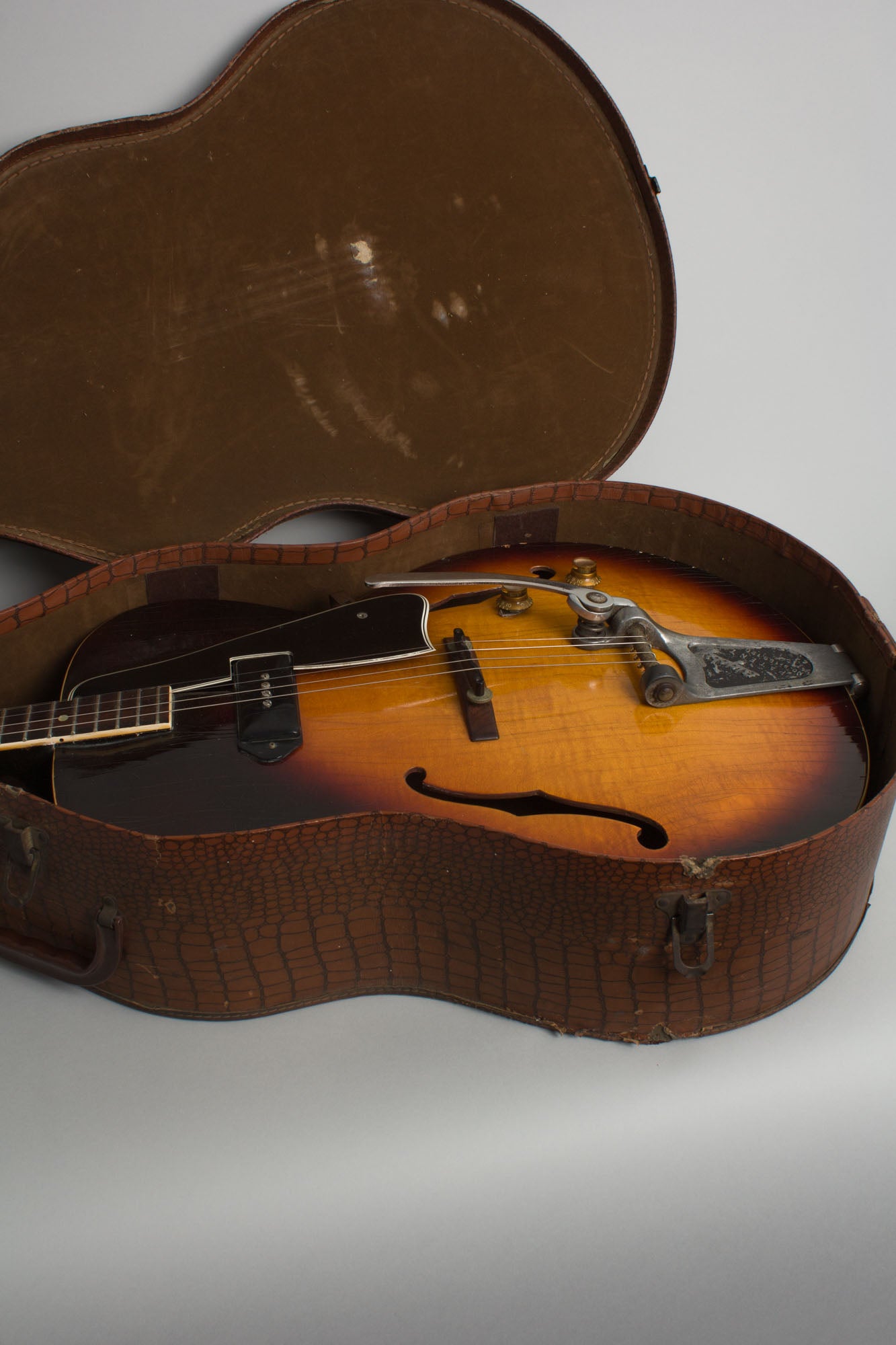 Gibson ETG-150 with Bigsby Arch Top Hollow Body Electric Tenor Guitar (1962)