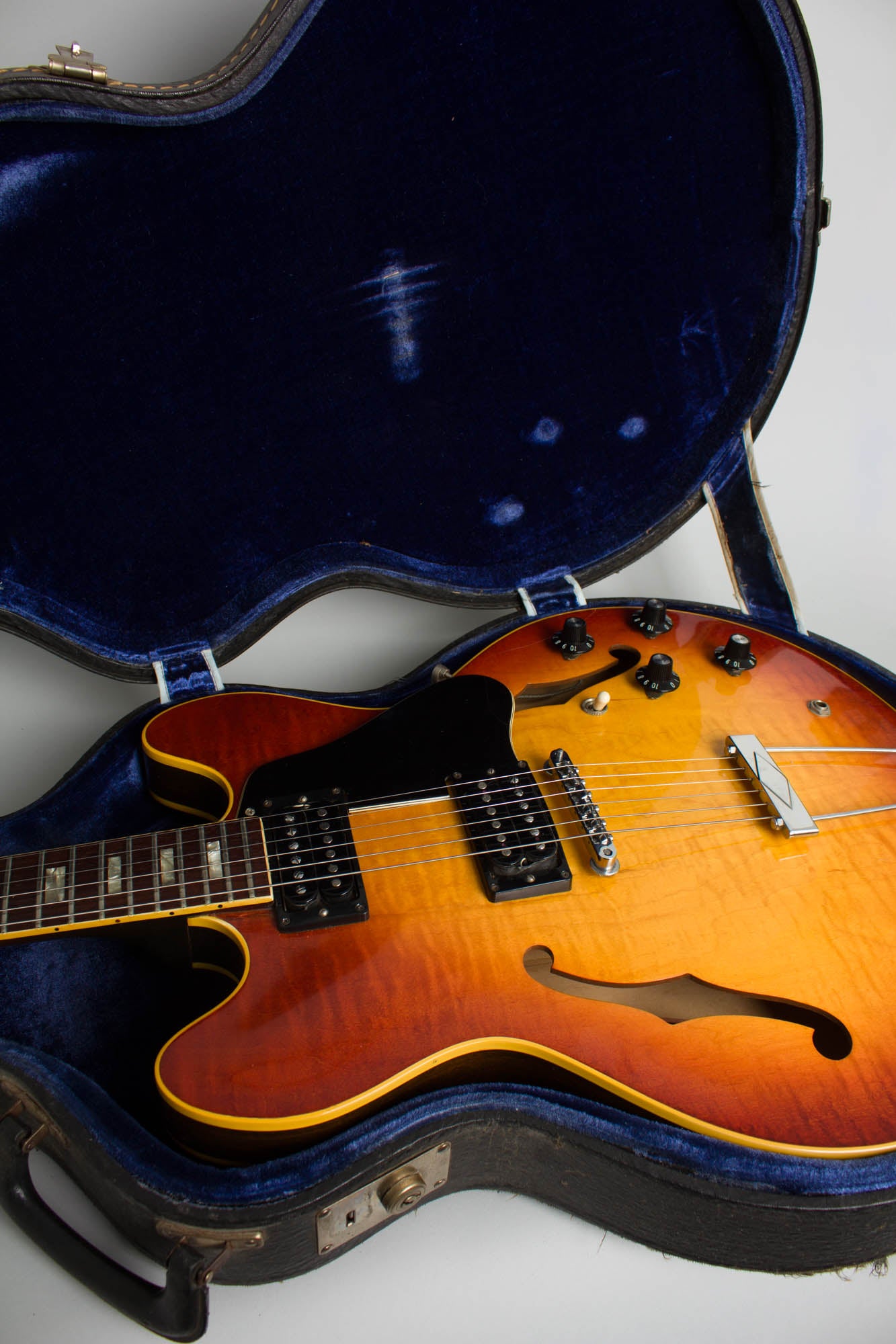Gibson ES-335TD Semi-Hollow Body Electric Guitar (1972)