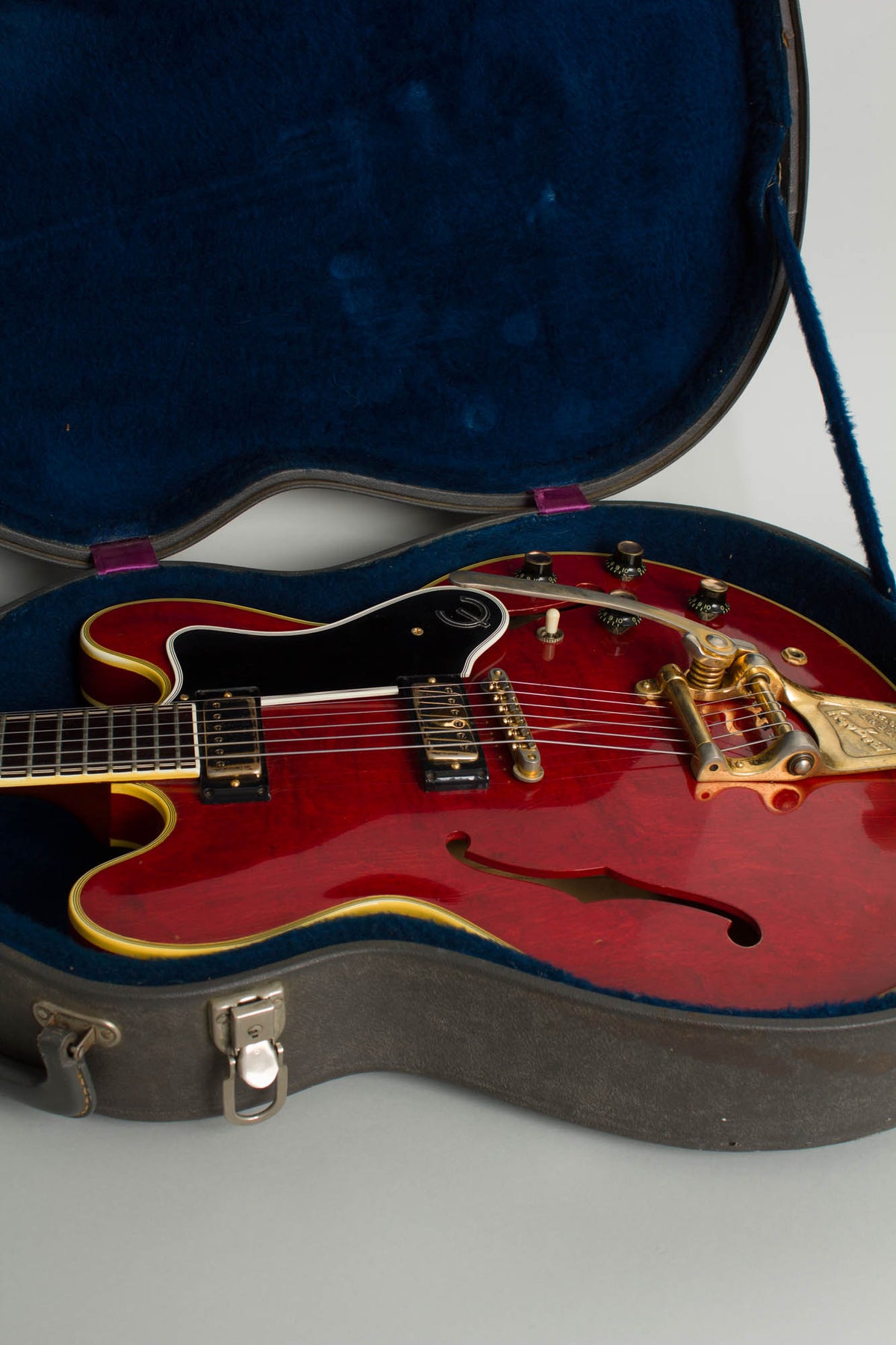 Epiphone Sheraton E212T Arch Top Semi-Hollow Body Electric Guitar (1962)
