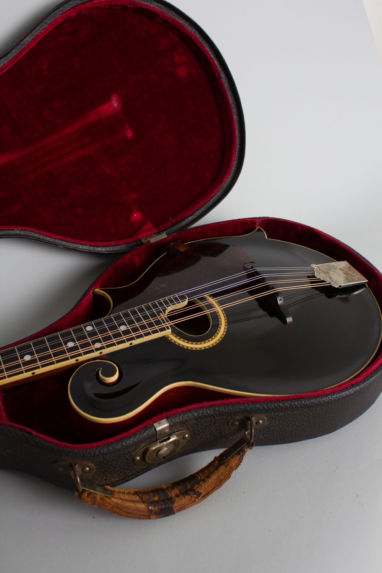 Gibson F-2 Carved Top Mandolin (1912)