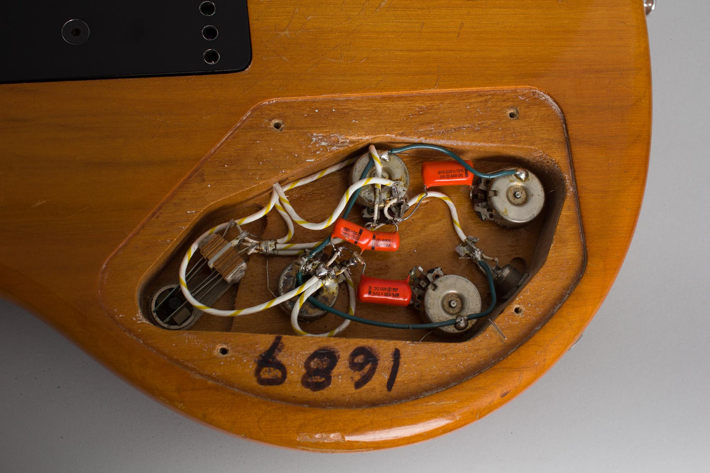 Travis Bean TB-1000S Standard Solid Body Electric Guitar (1978)