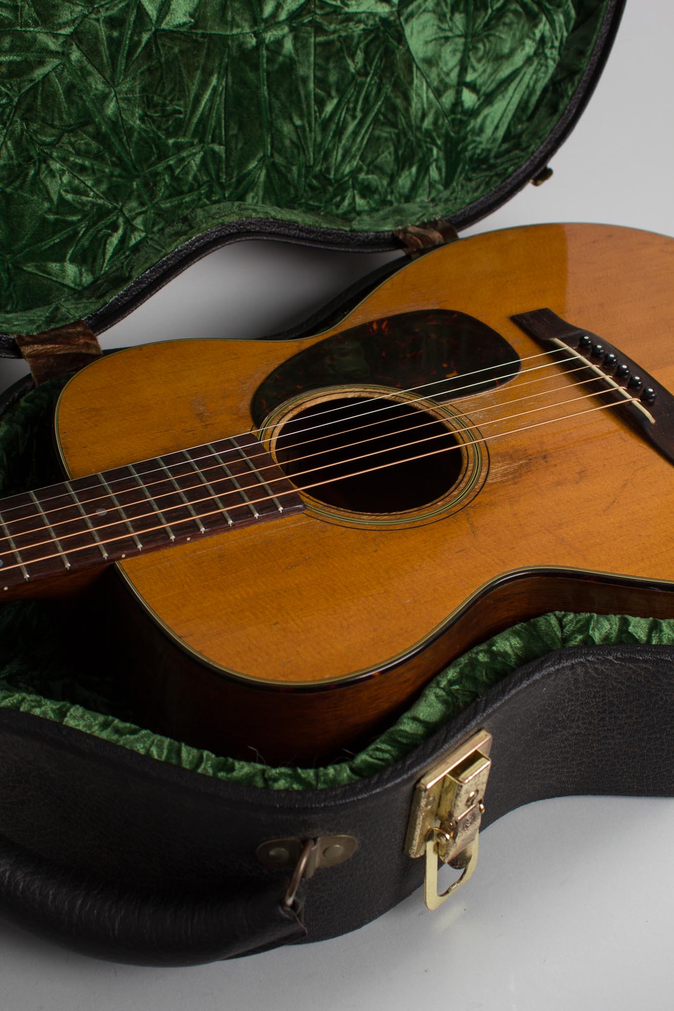 C. F. Martin 0-18 Flat Top Acoustic Guitar (1959)