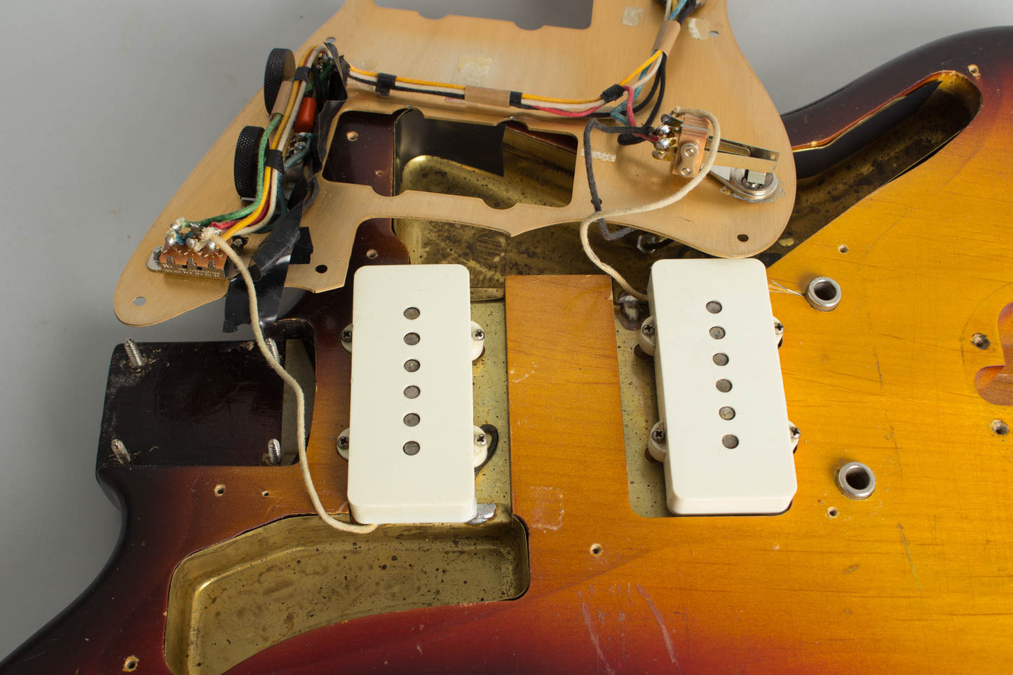 Fender Jazzmaster Solid Body Electric Guitar (1959)