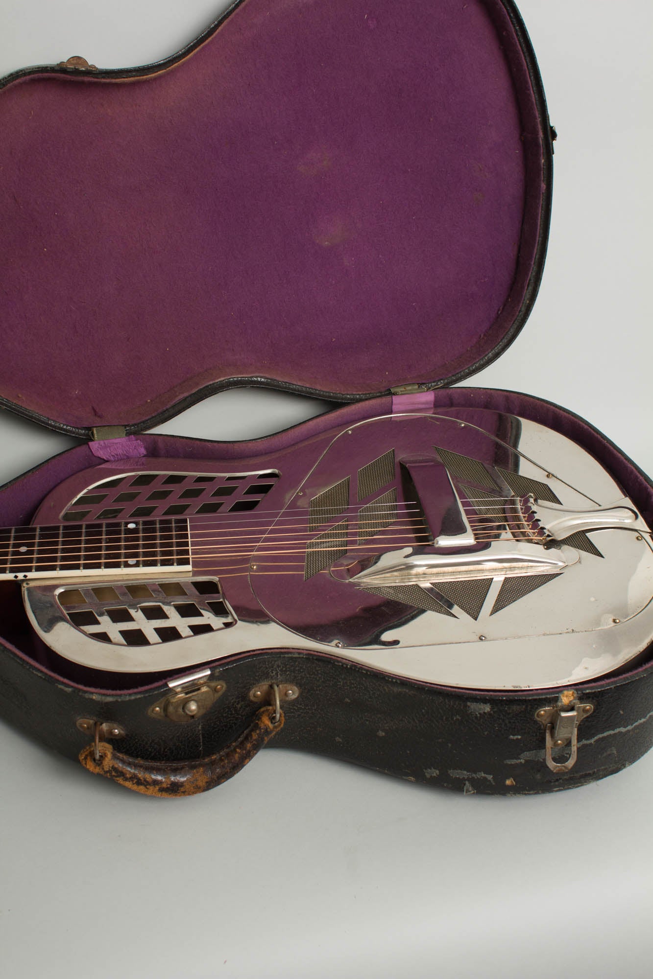 National Style 1 Roundneck Resophonic Guitar (1930)