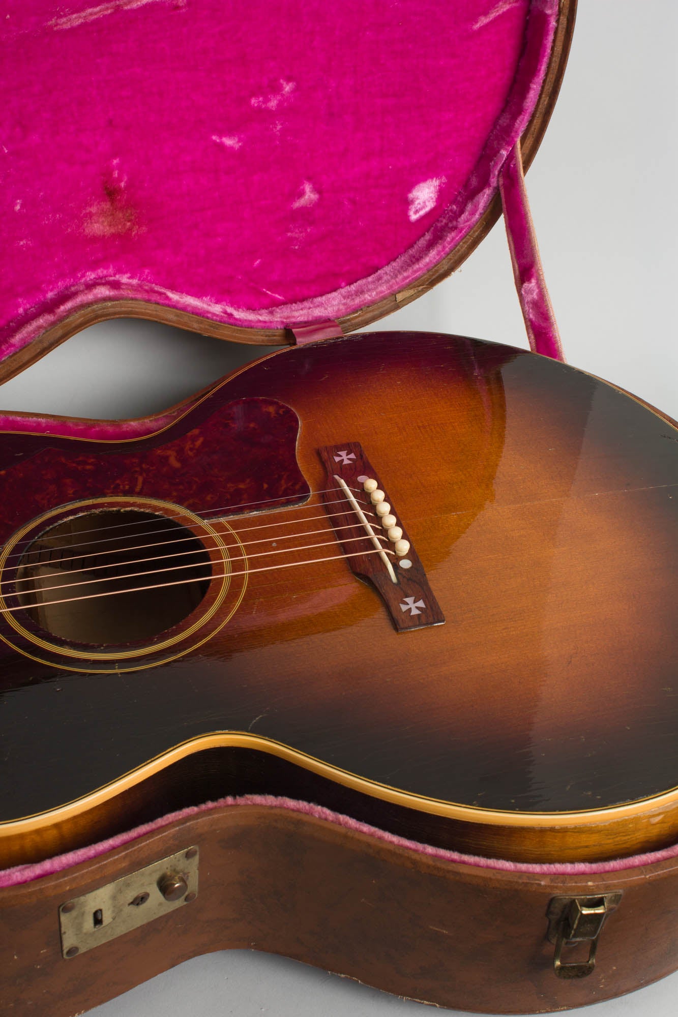 Gibson J-185 Flat Top Acoustic Guitar (1953)
