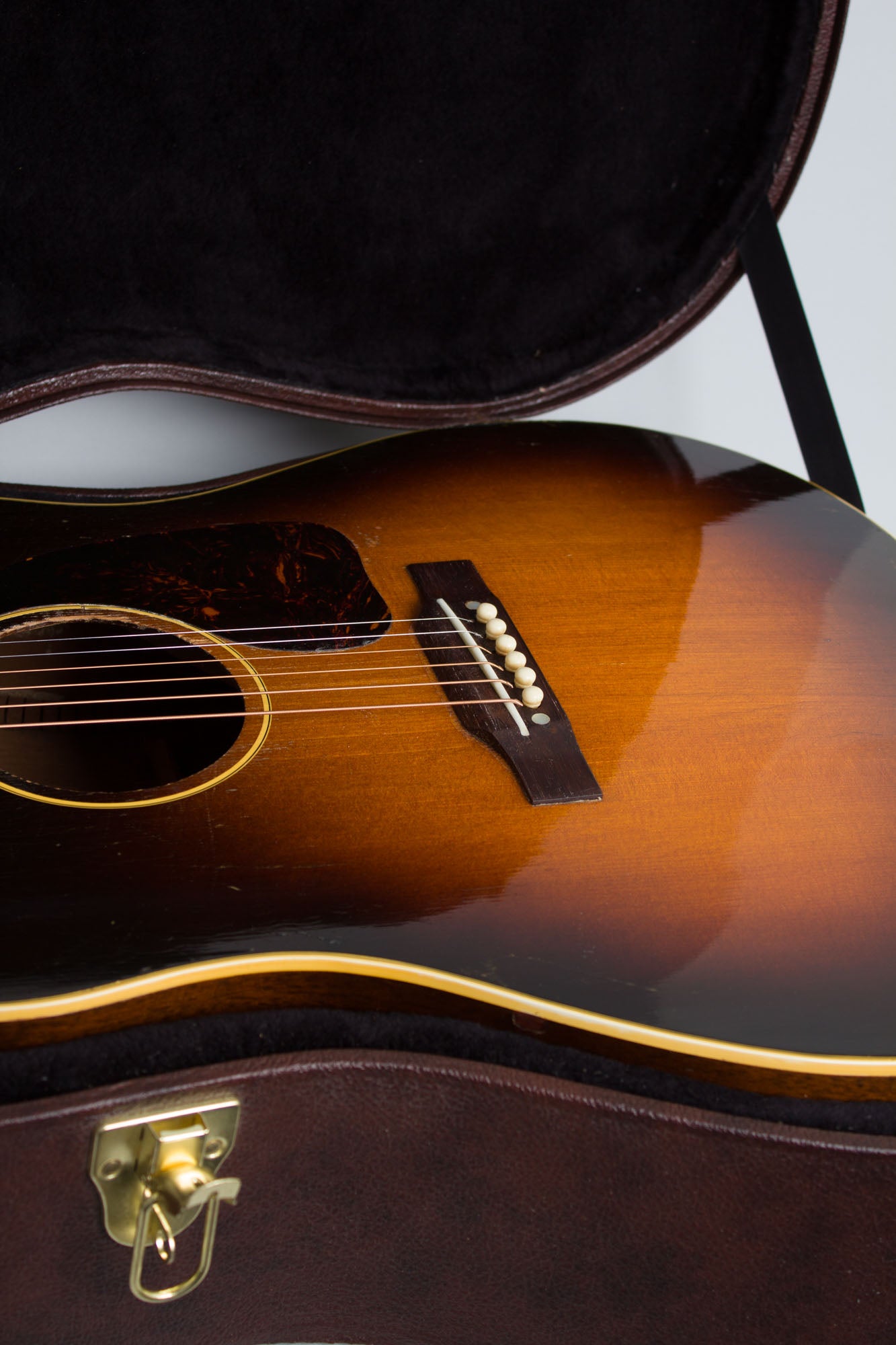 Gibson J-45 Flat Top Acoustic Guitar (1950)