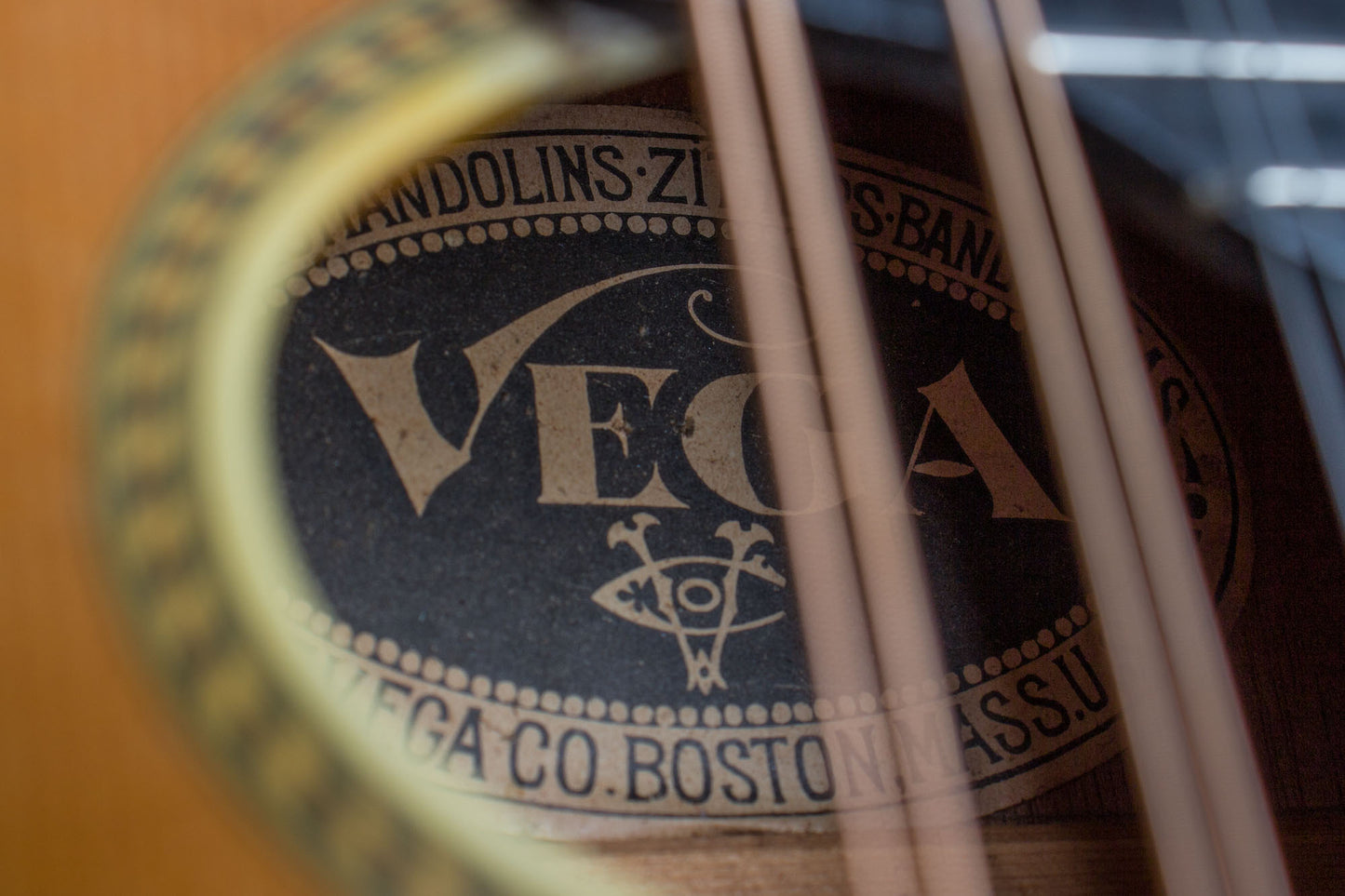 Vega Model 201 Flat Back, Bent Top Mandolin (1930)