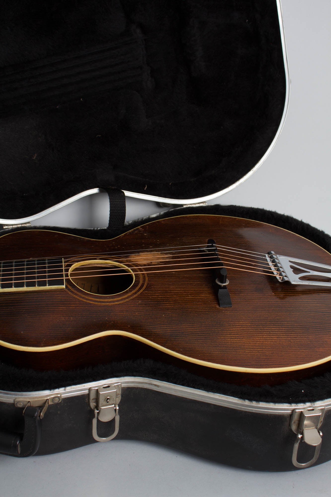 Gibson L-1 Arch Top Acoustic Guitar (1919)