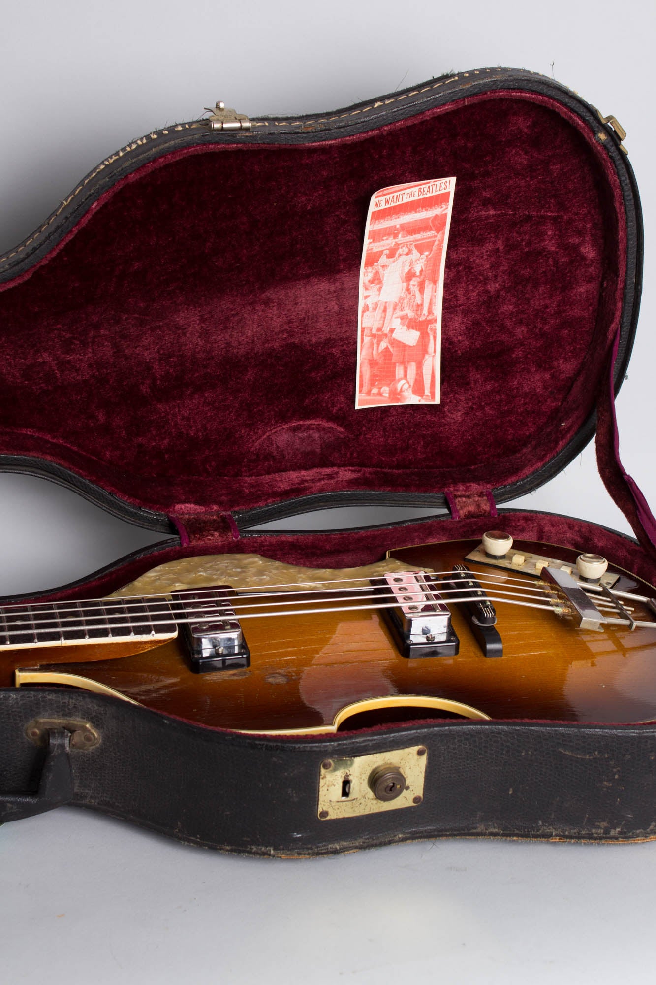 Hofner 500/1 Beatle Bass Hollow Body Electric Bass Guitar (1966)
