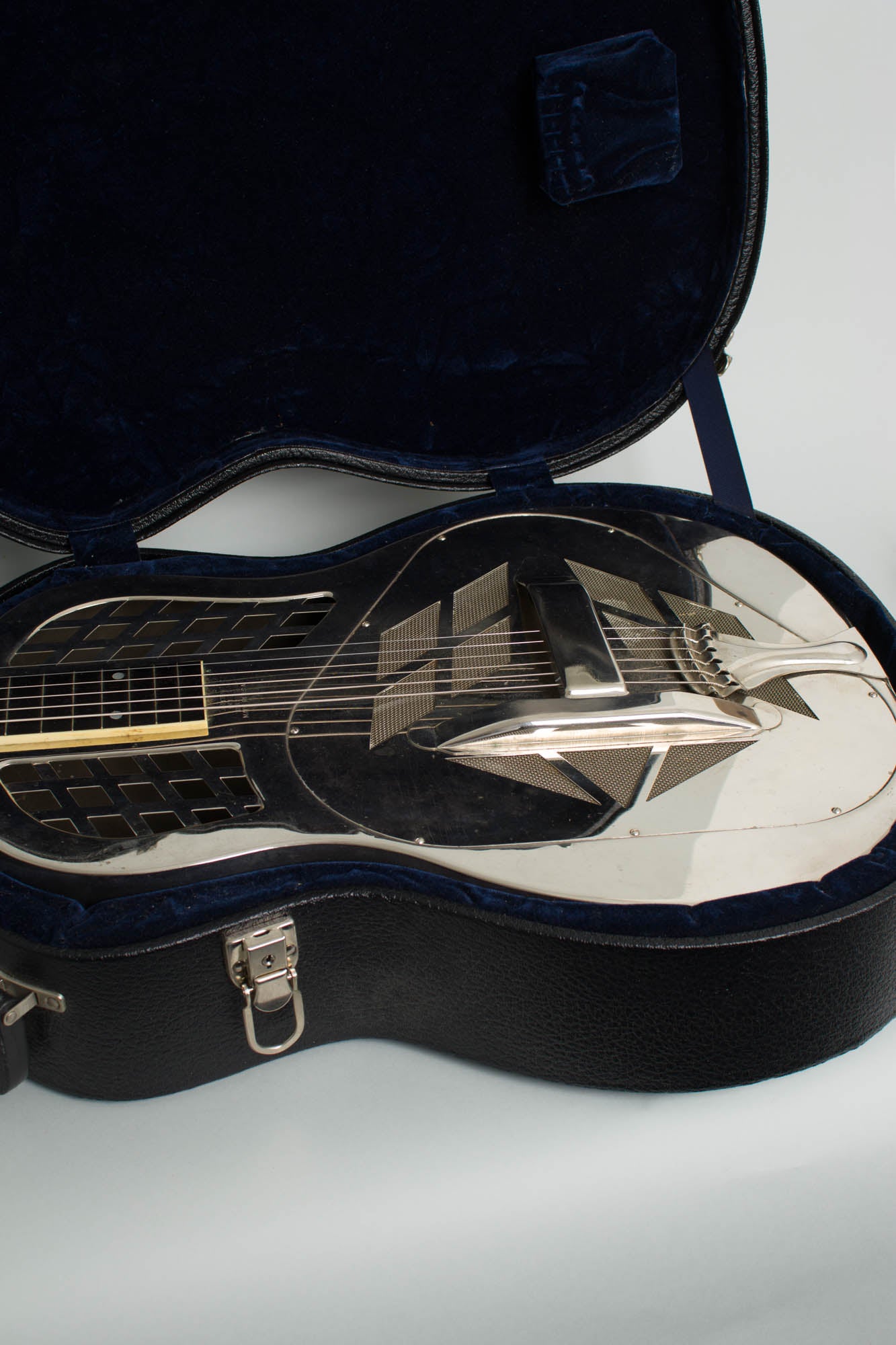 National Style 1 Tricone Squareneck Resophonic Guitar (1931)