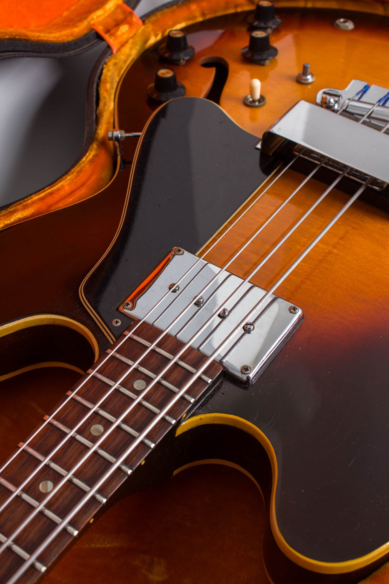 Gibson EB-2D Electric Bass Guitar (1967)