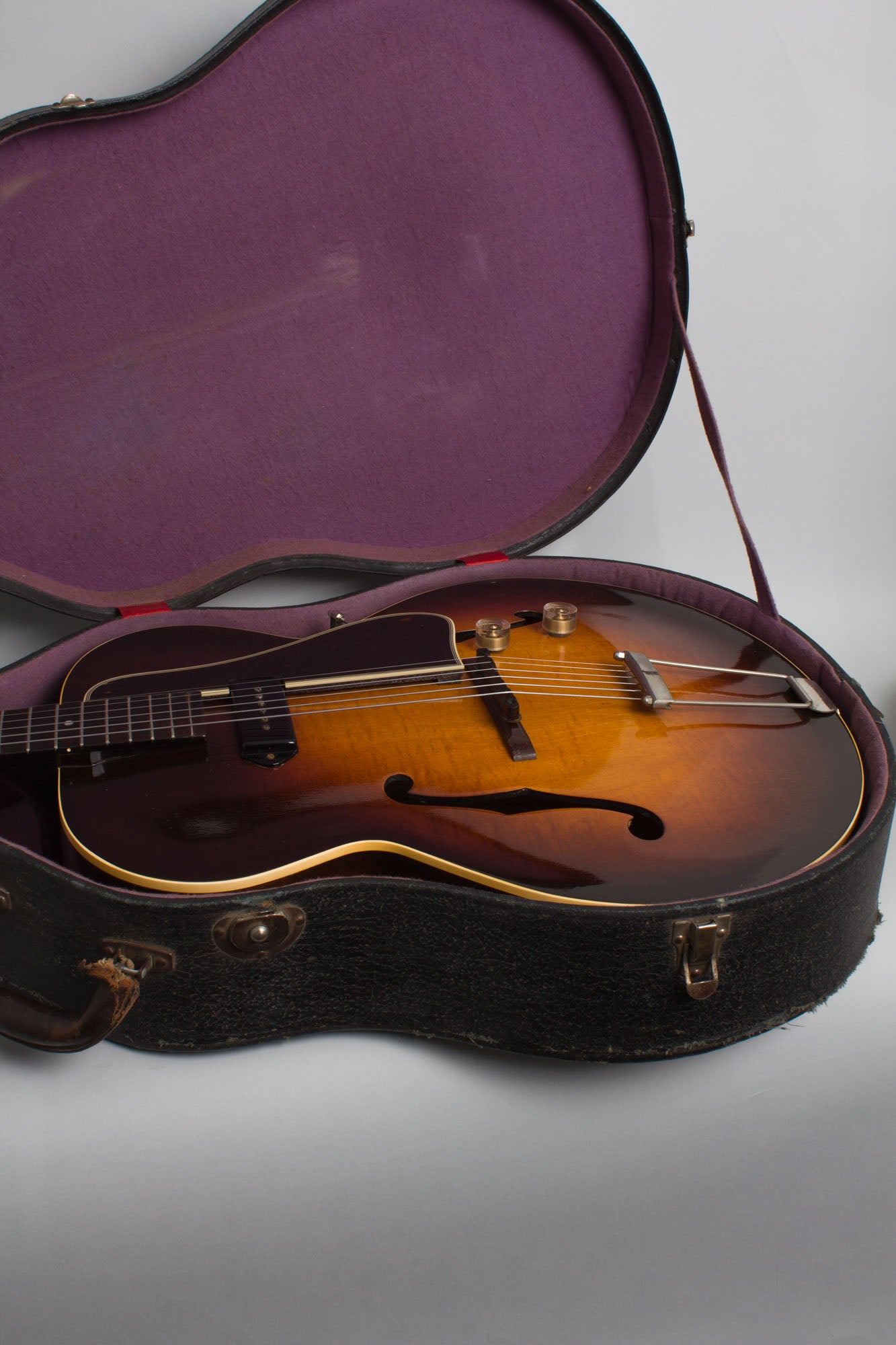 Gibson ES-150 Arch Top Hollow Body Electric Guitar (1947)
