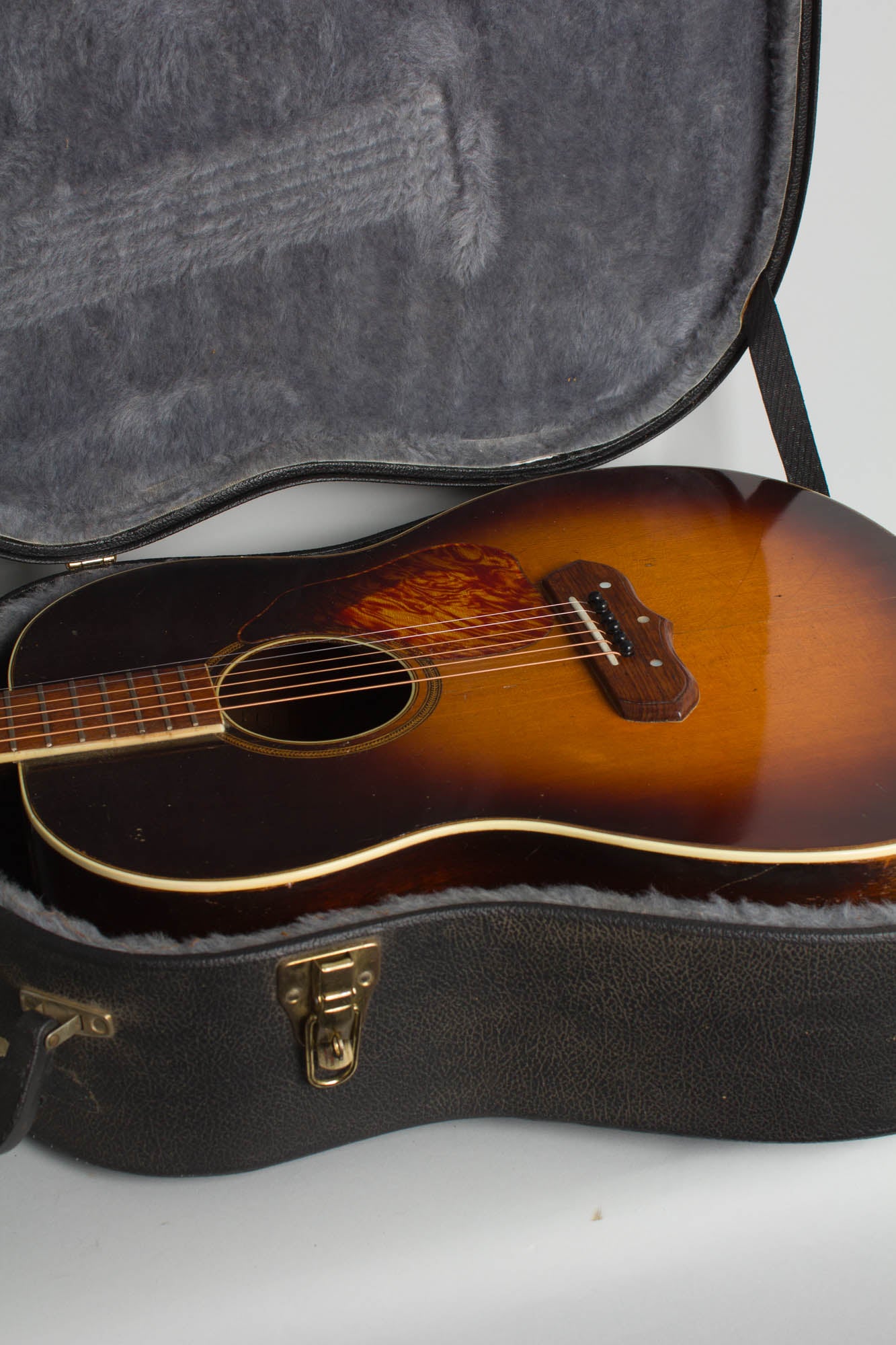 Regal Recording King Jumbo A-1172 Flat Top Acoustic Guitar (1941)