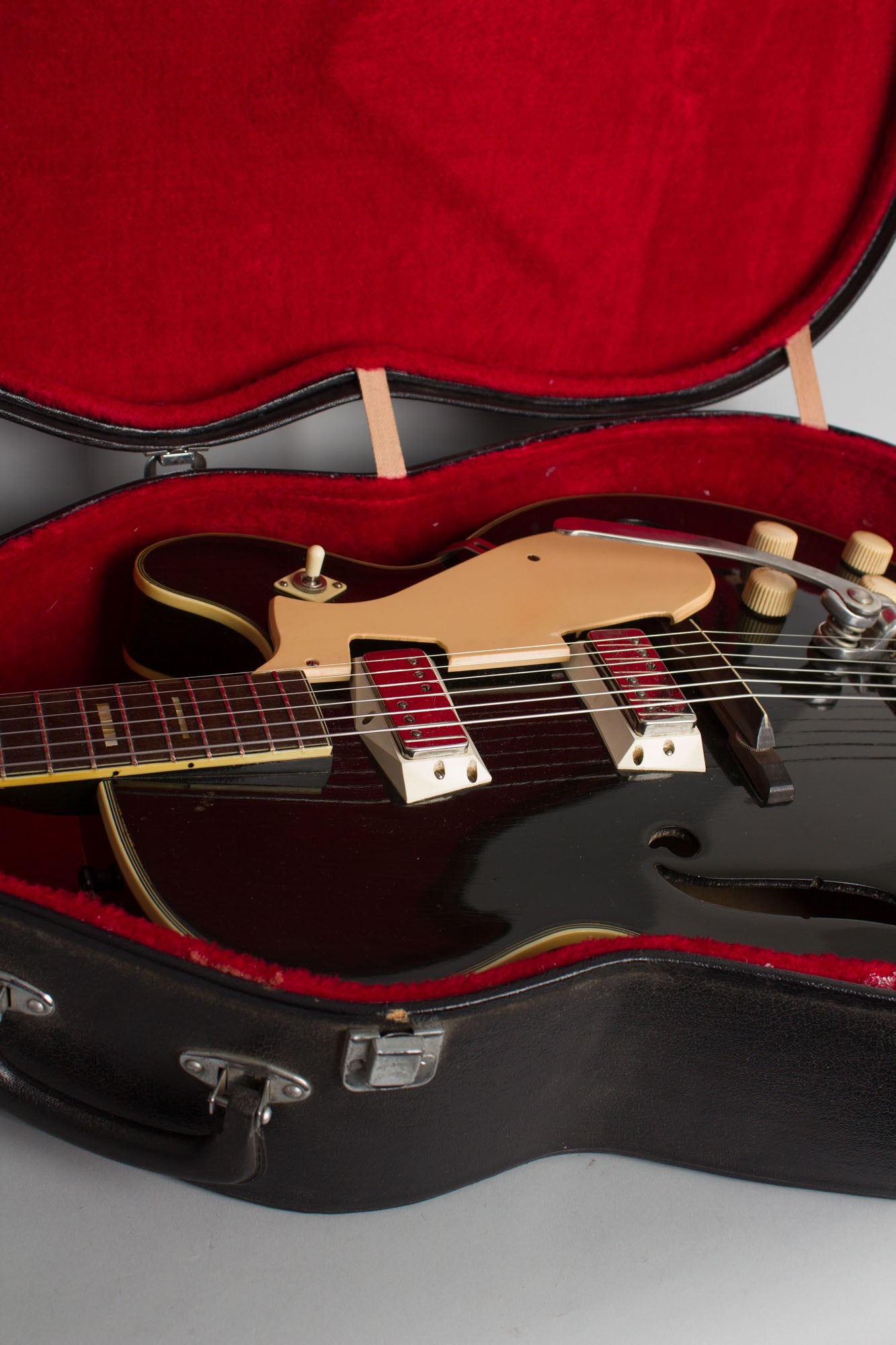 Harmony Silvertone Model 1446L Thinline Hollow Body Electric Guitar (1963)