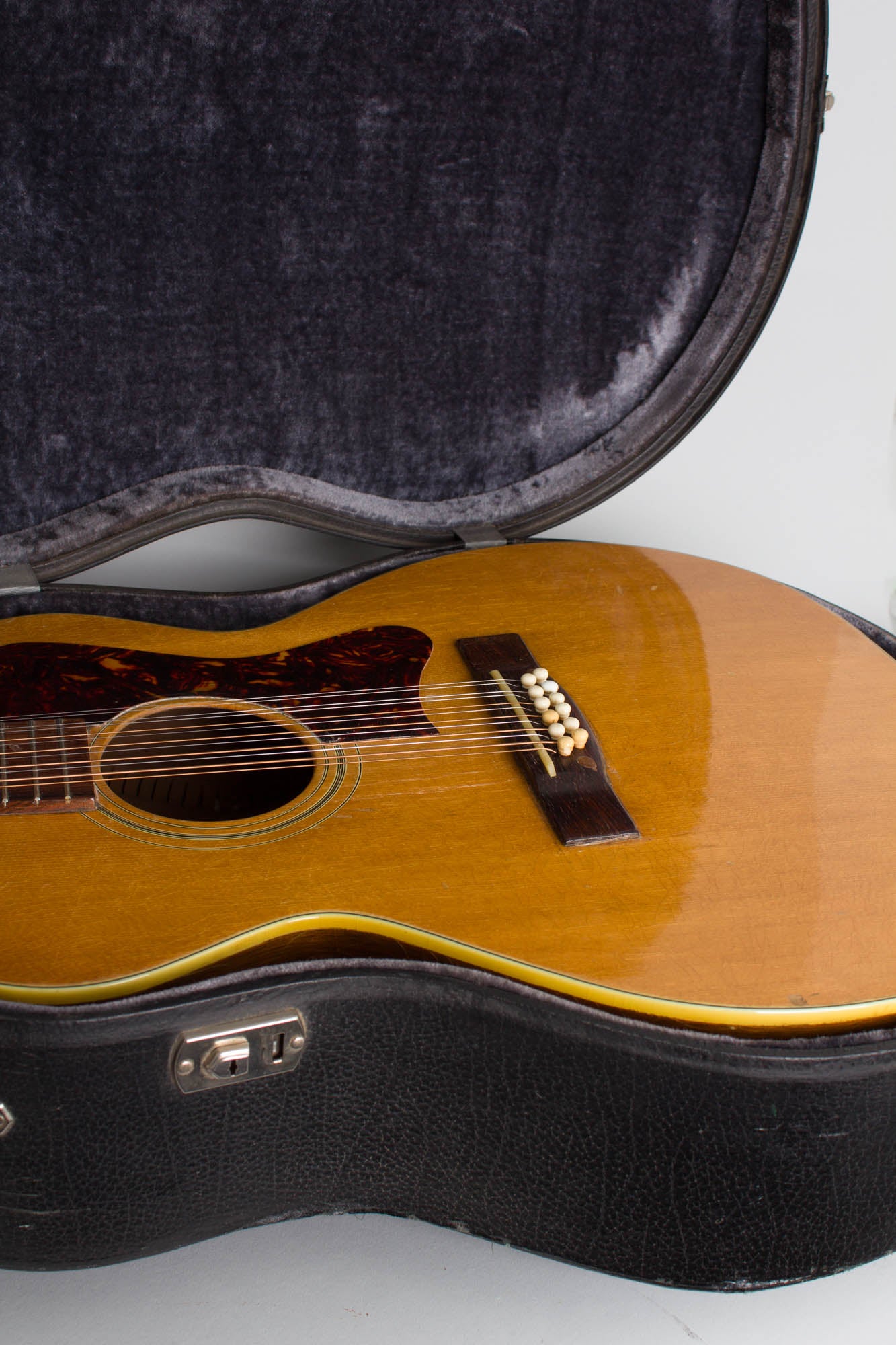 Guild F-212 12 String Flat Top Acoustic Guitar (1963)
