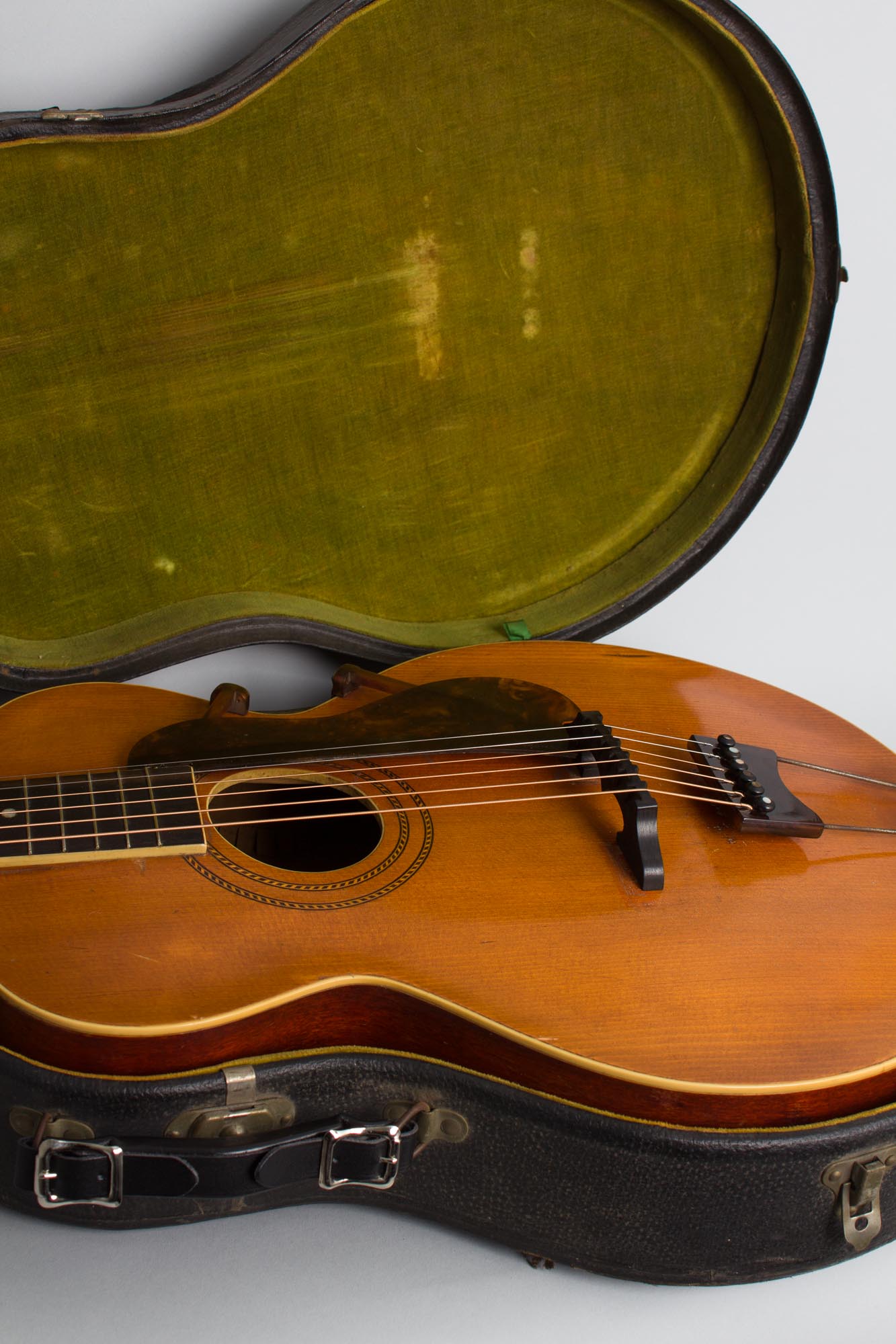 Gibson L-1 Arch Top Acoustic Guitar (1912)