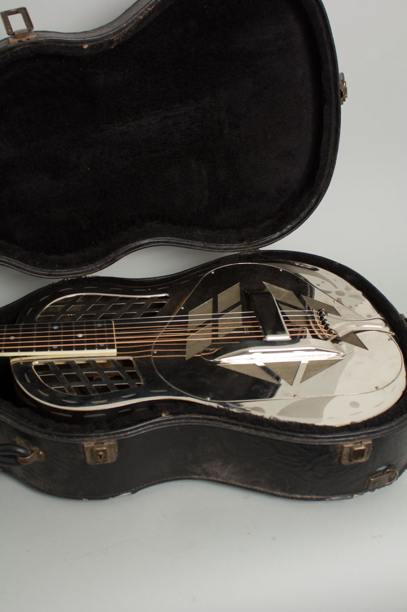 National Tricone Exploding Palm Tree Resophonic Guitar (1937)