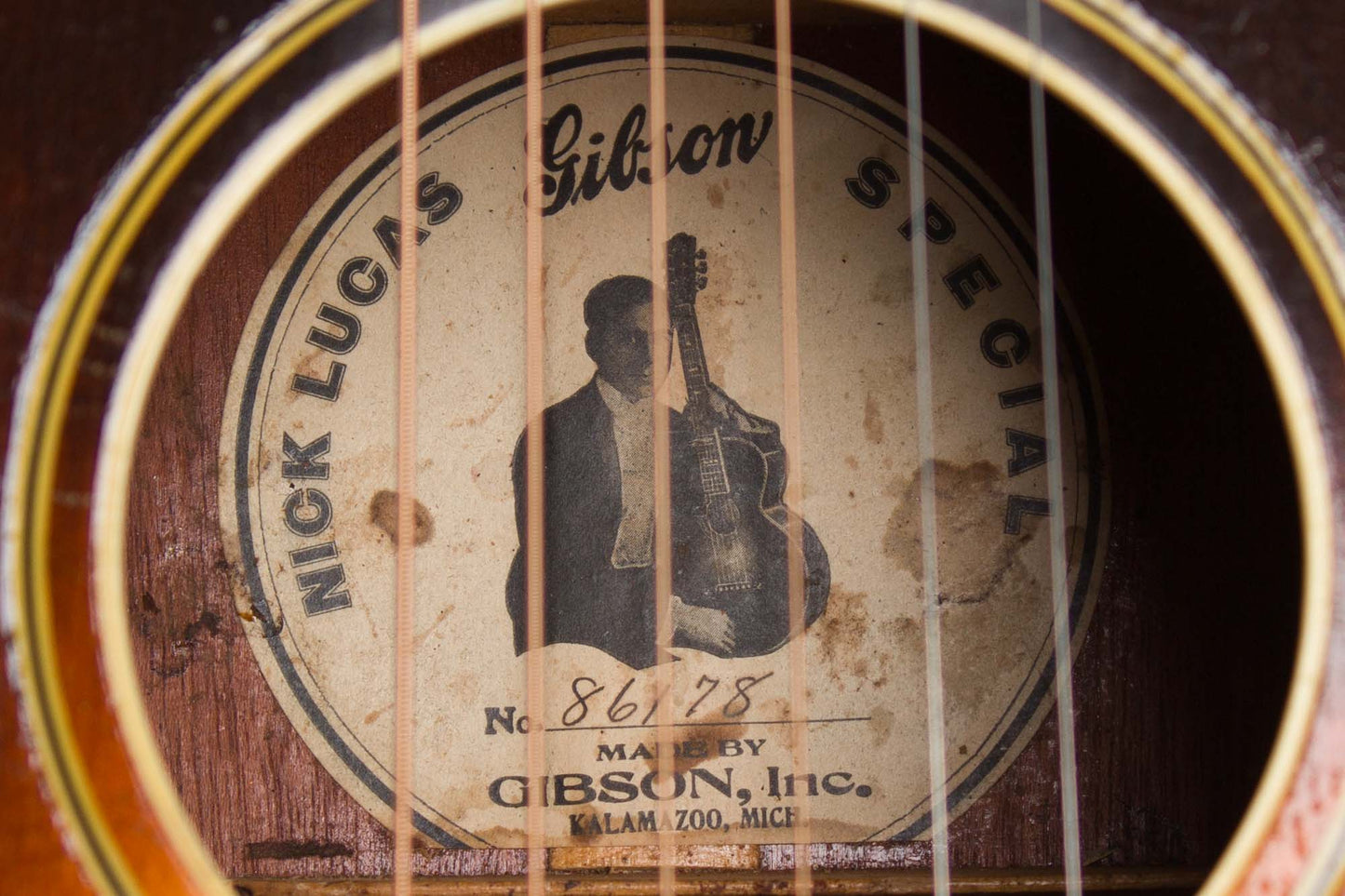 Gibson Nick Lucas Special Flat Top Acoustic Guitar (1930)