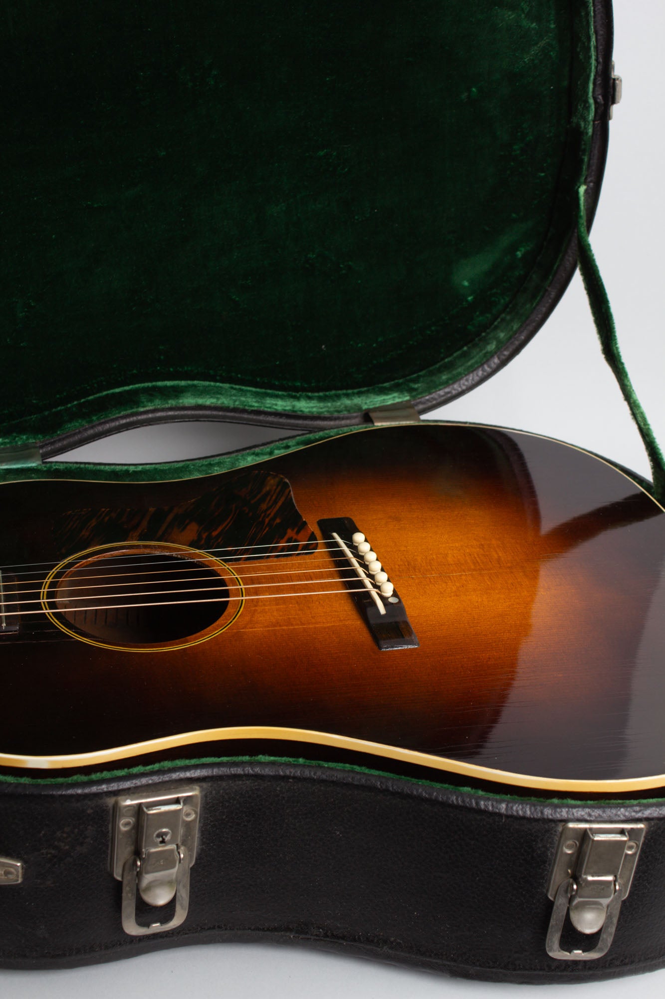 Gibson Jumbo 35/Trojan Flat Top Acoustic Guitar (1936)