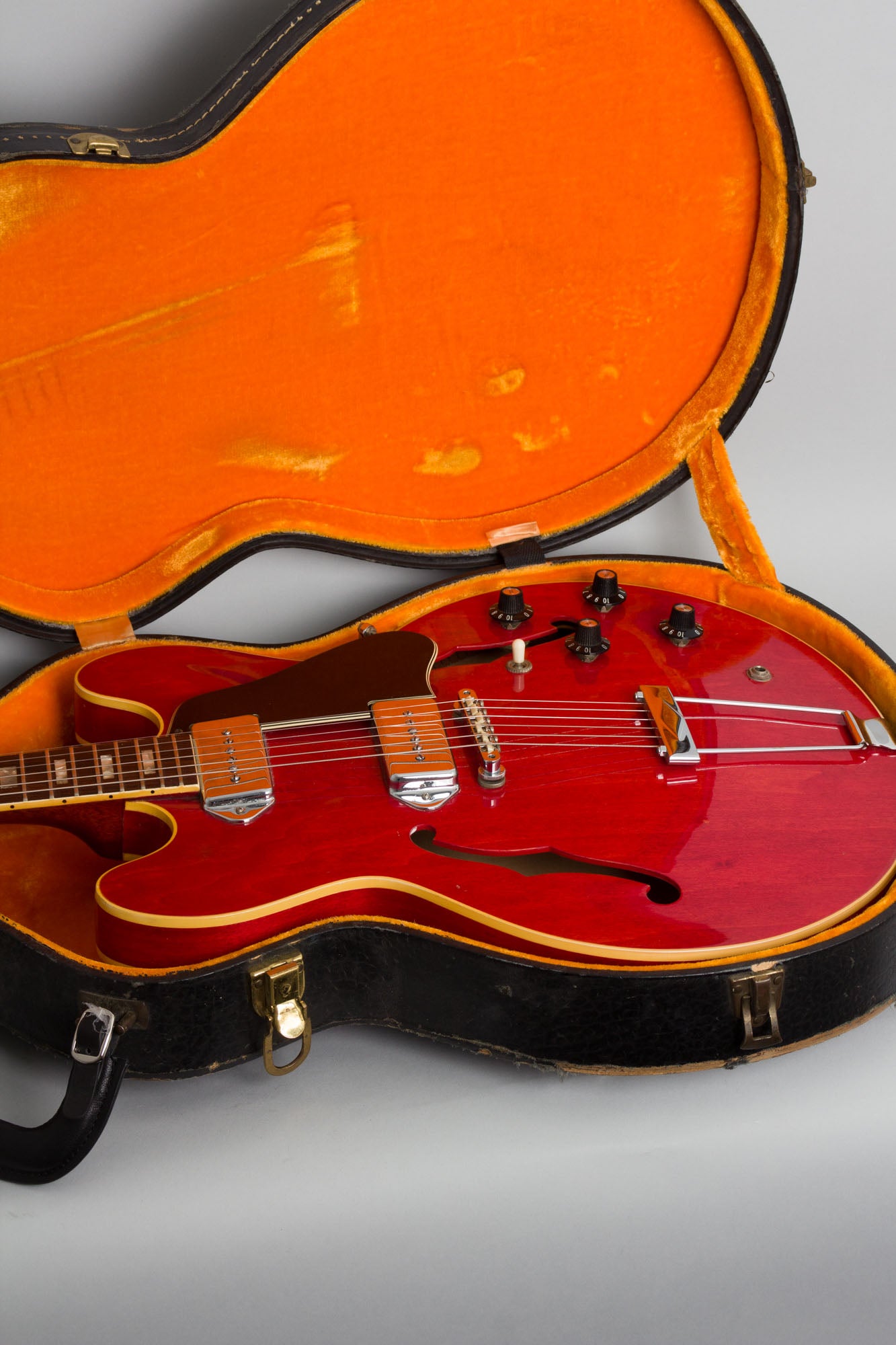 Gibson ES-330TDC Thinline Hollow Body Electric Guitar (1968)