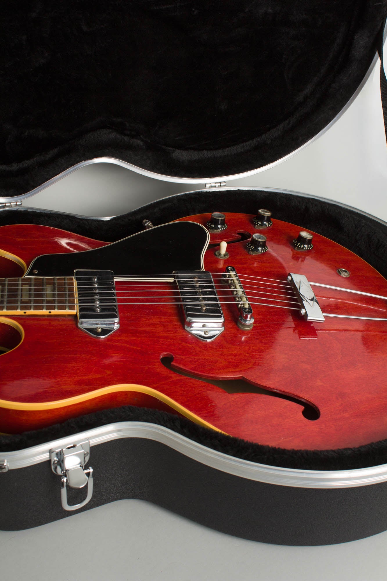 Gibson ES-330TDC Thinline Hollow Body Electric Guitar (1966)