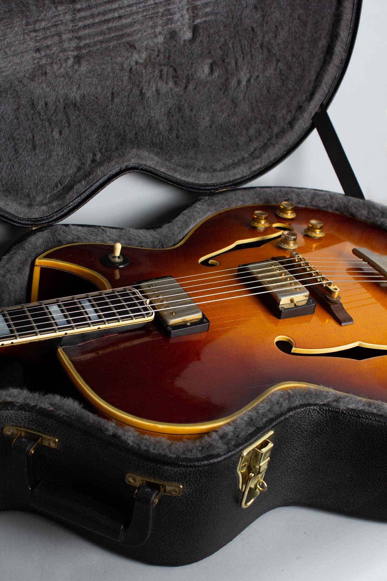Gibson L-5CES Arch Top Hollow Body Electric Guitar (1968)