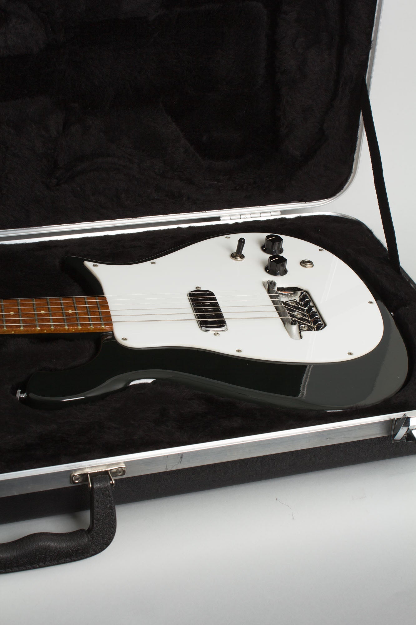 Rickenbacker Model 420 Solid Body Electric Guitar (1973)