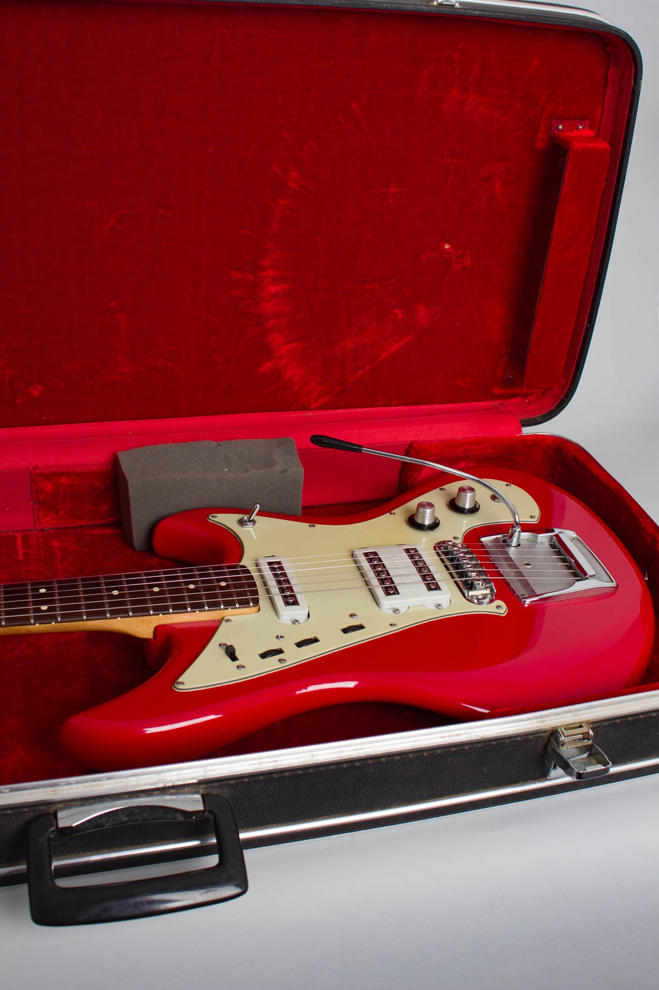 Yamaha SG-3 Solid Body Electric Guitar (1966)