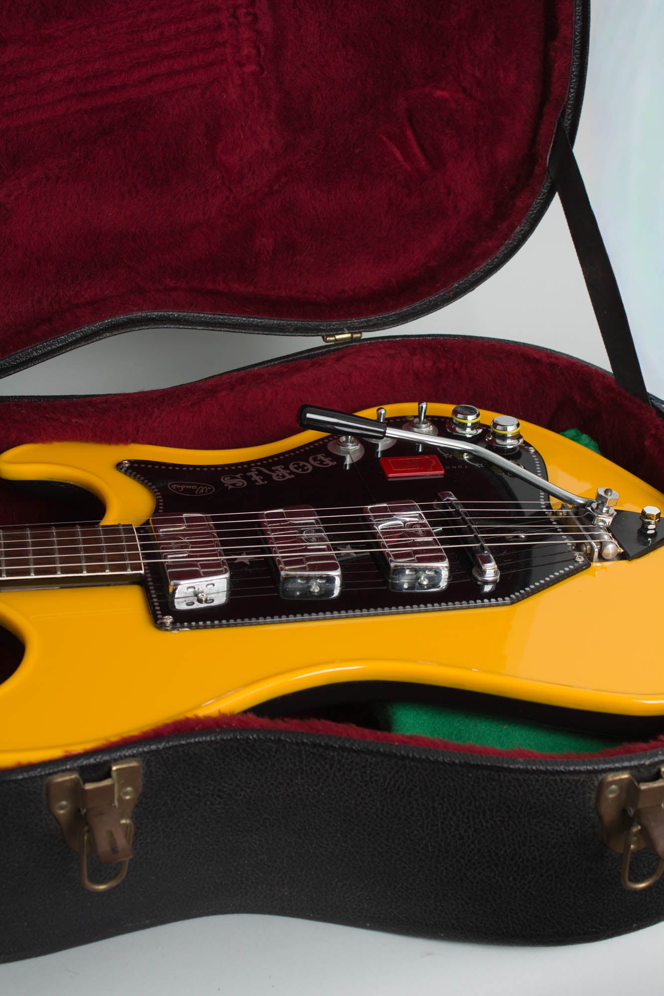 Wandre Doris Solid Body Electric Guitar (1966)