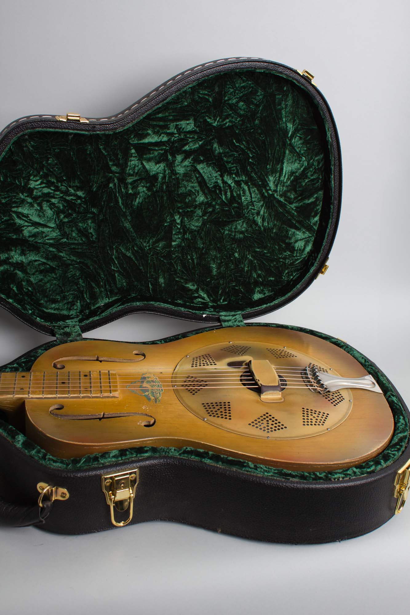 National Triolian Resophonic Guitar (1929)